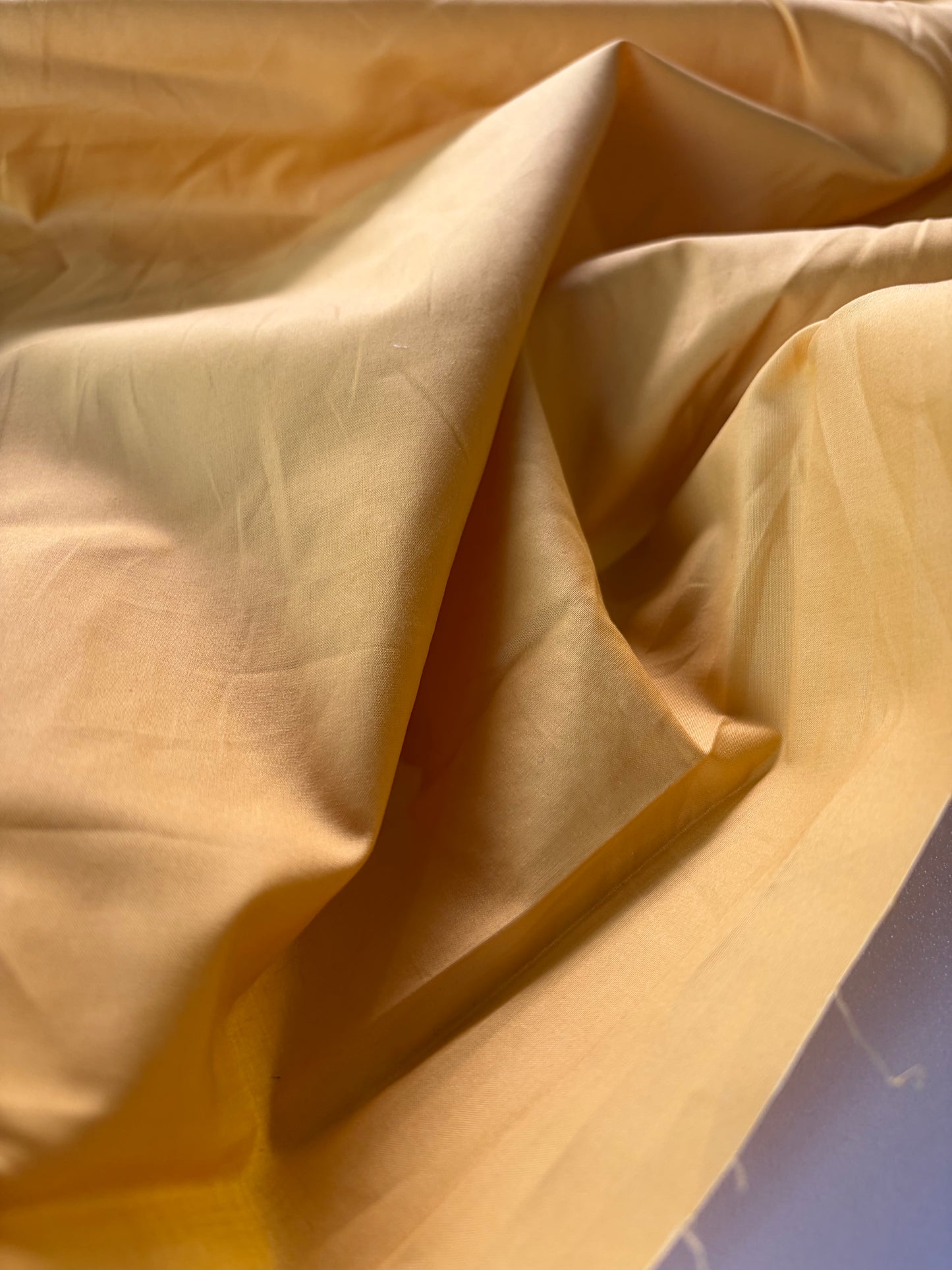 AL 027 Poplin stretch yellow