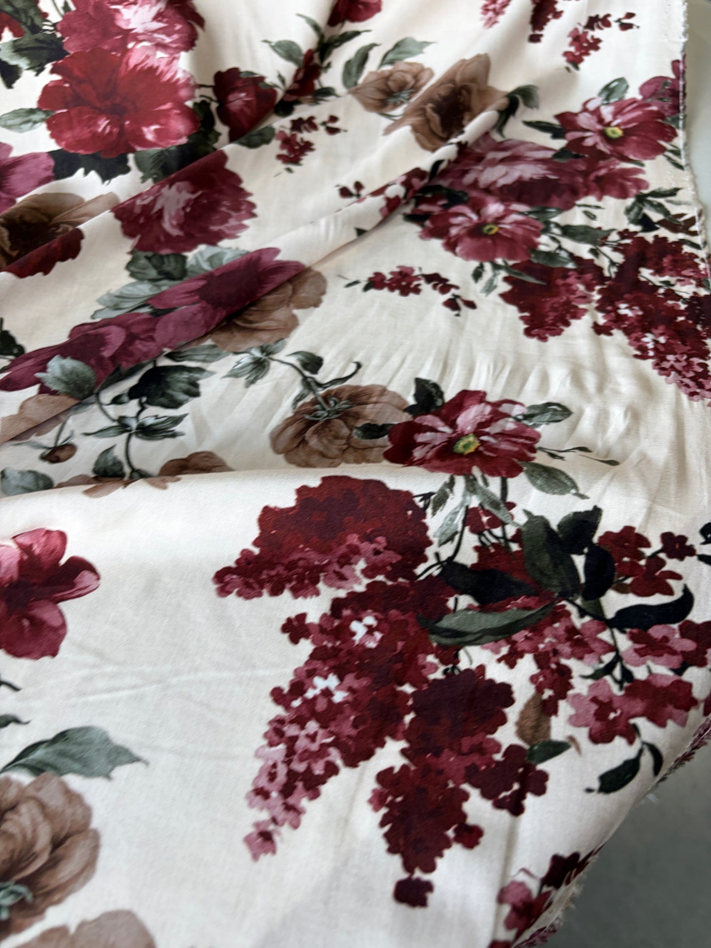 PC AL 034 viscose  fibrane red/brown/sand flowers