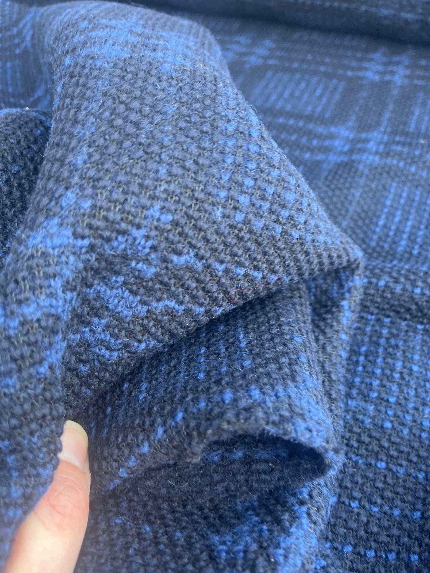 WINDSOR 021  heavy boiled wool structured check black/cobalt