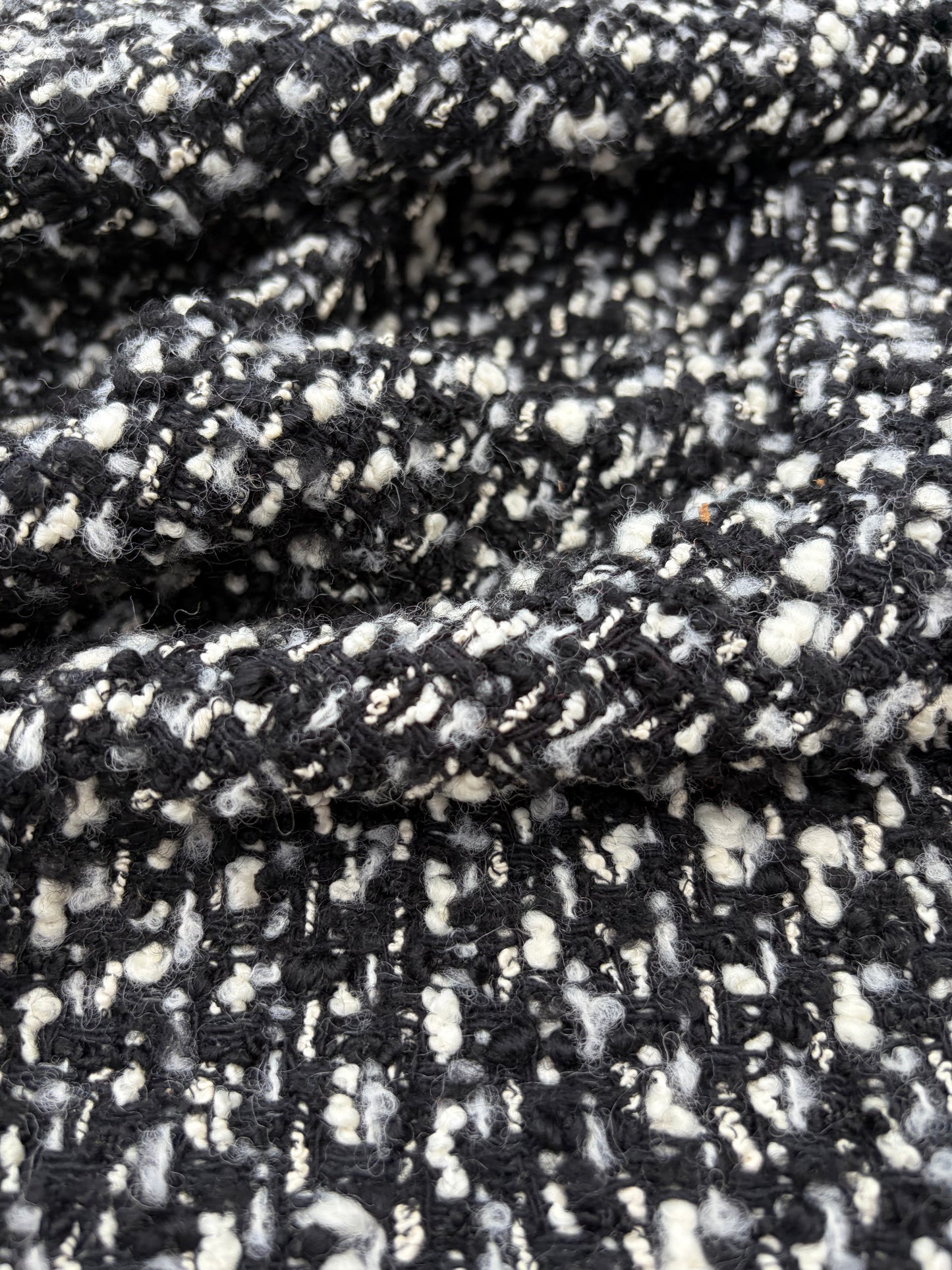 WOOL EDIT 034 black/white heavy wool bouclette fabric
