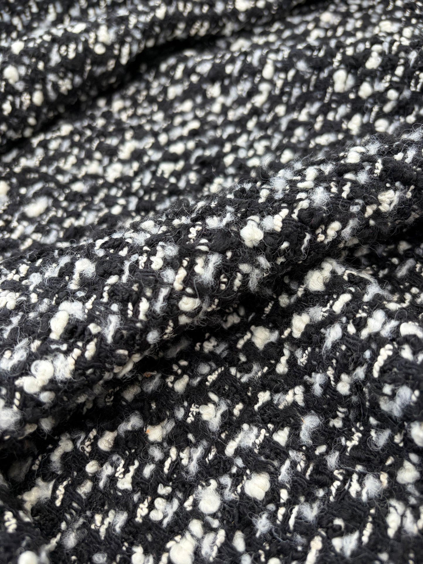 WOOL EDIT 034 black/white heavy wool bouclette fabric