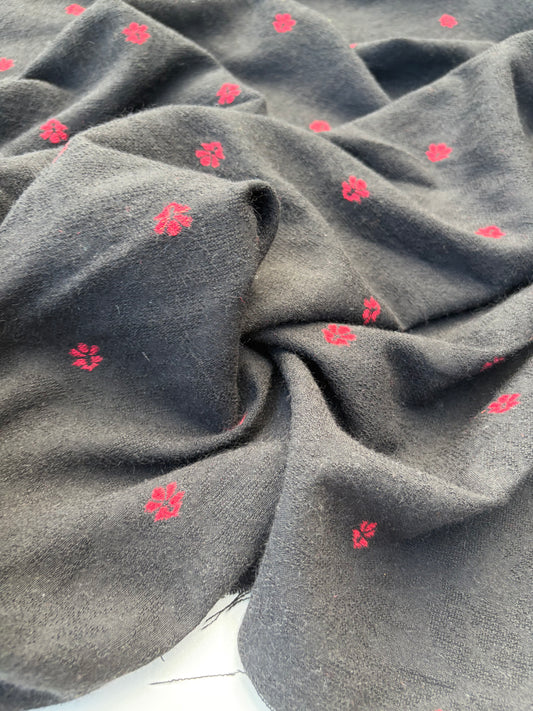 WOOL EDIT 037 black/red wool jacquard