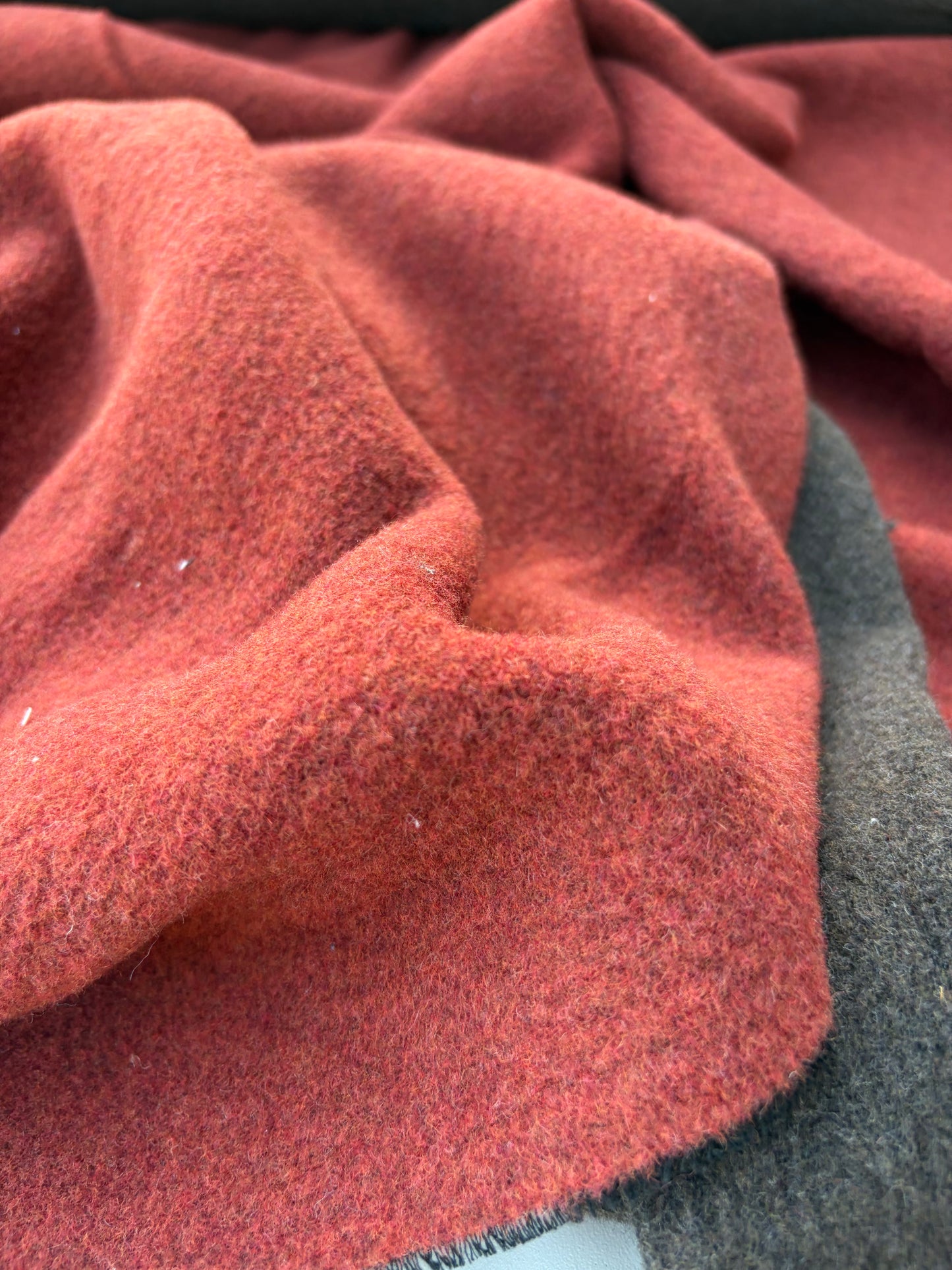 WOOL EDIT 038 brique/grey  double face boiled wool