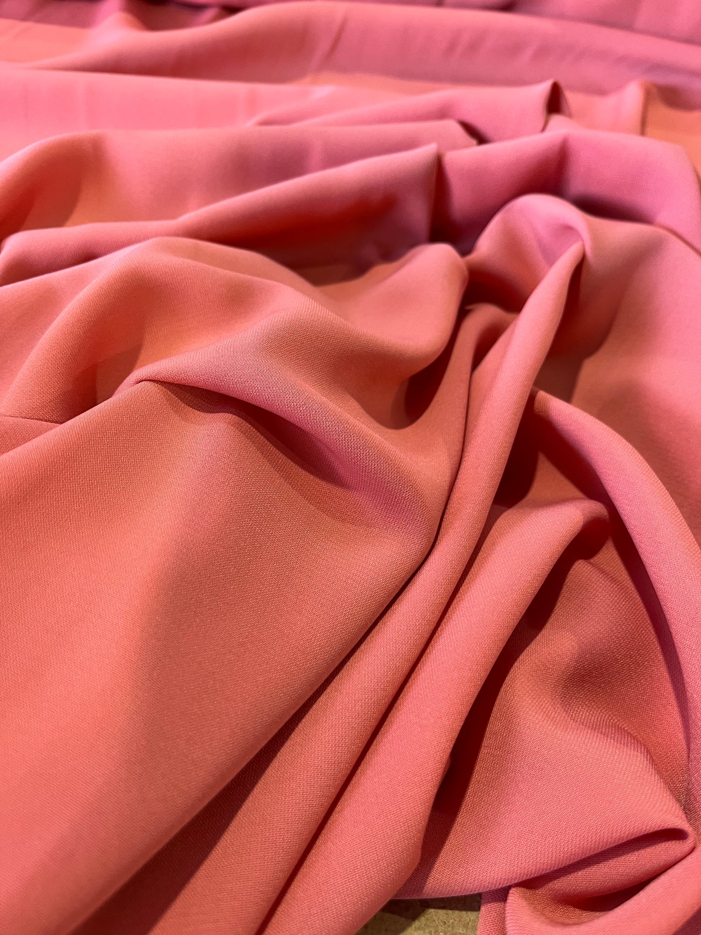 TRENTO 021 silky polyester soft coral
