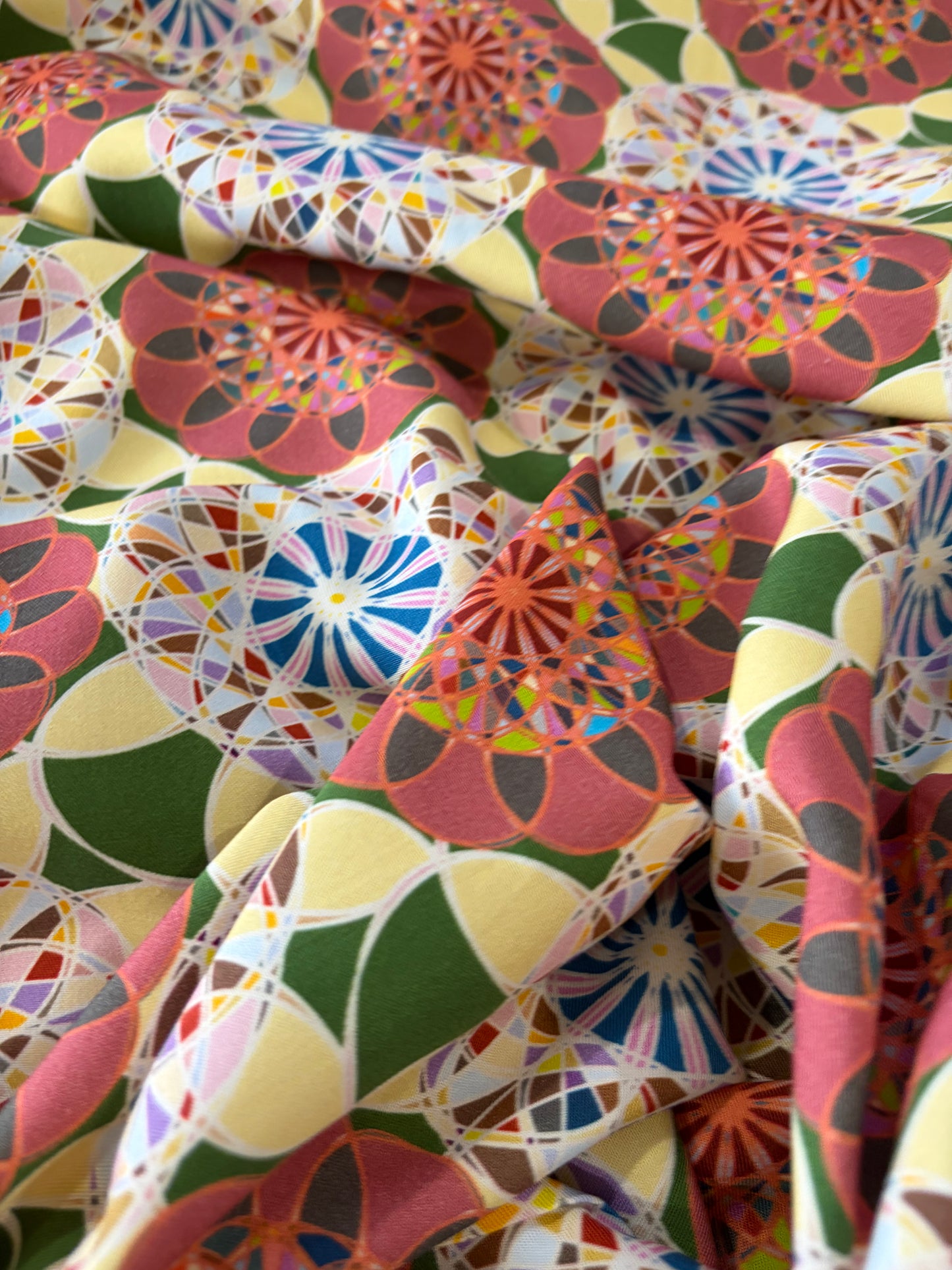 KRUSTY 027 psychedelic viscose twill print
