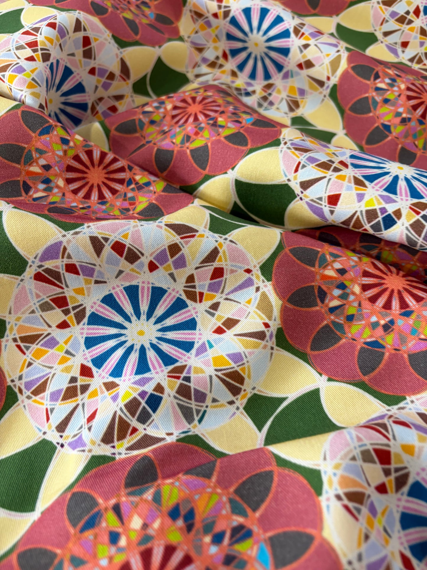 KRUSTY 027 psychedelic viscose twill print