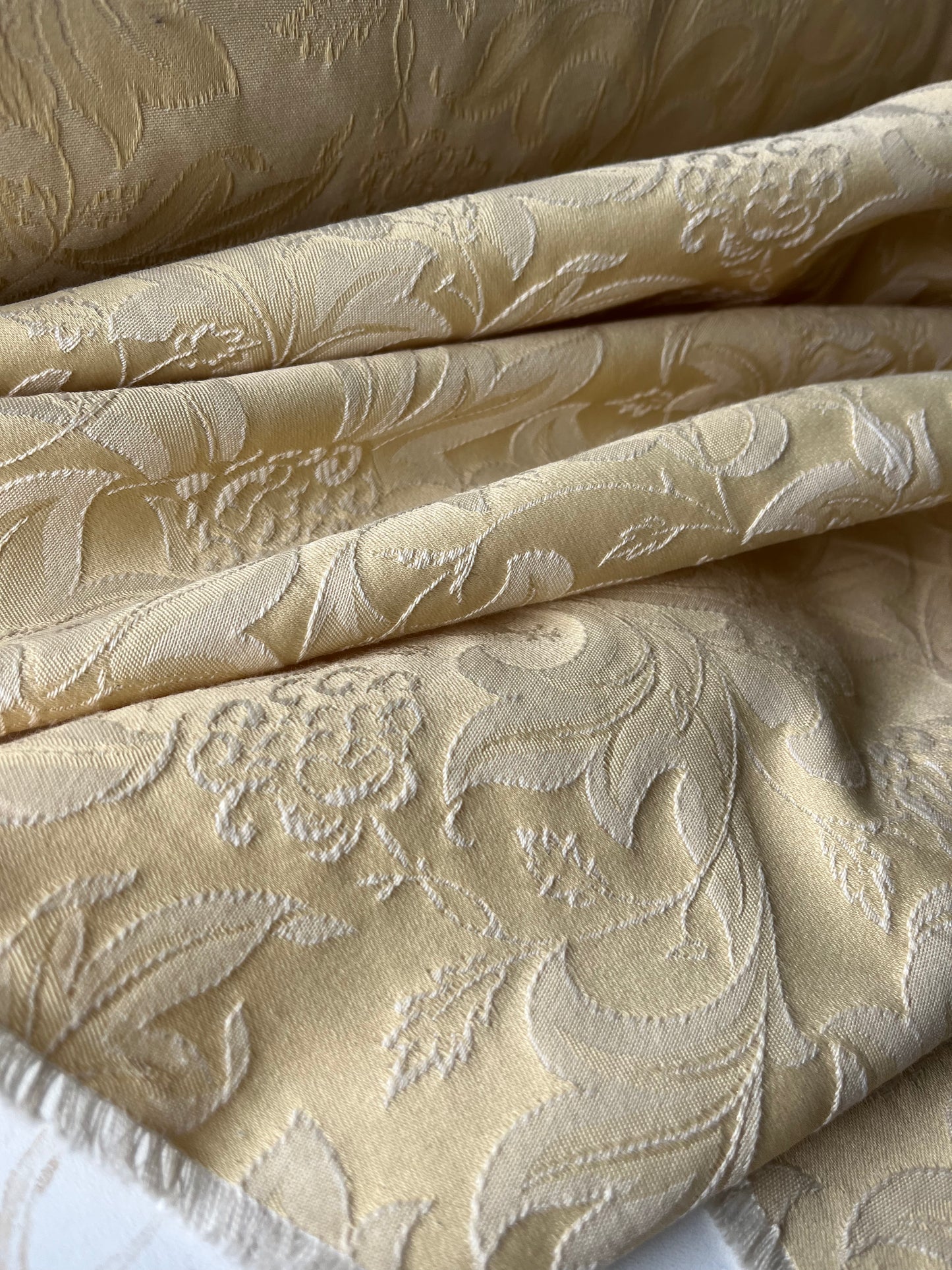 ALESSIA 017 cotton jacquard  vanilla ornamental design