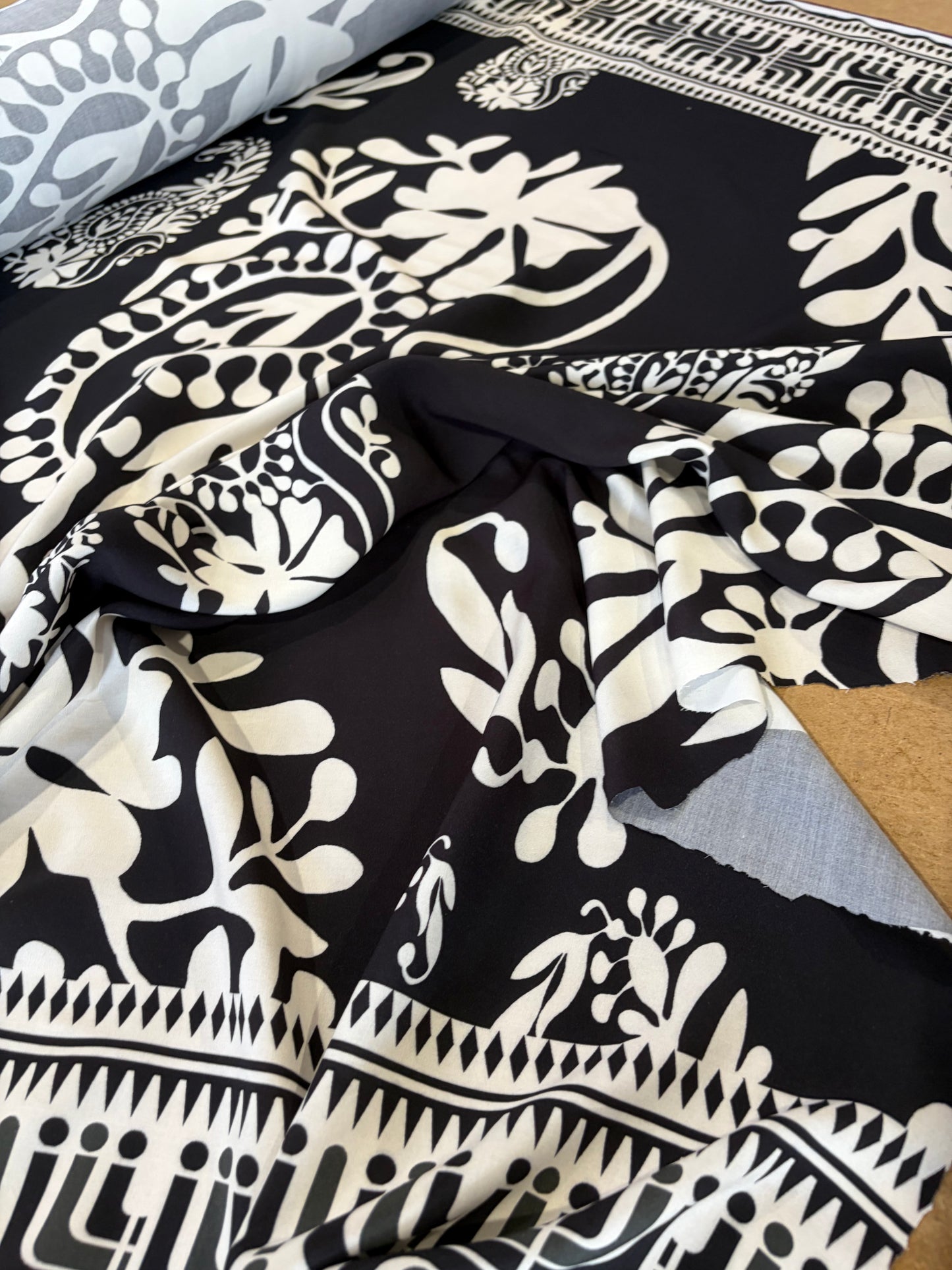 KRUSTY 036 black floral double border viscose print