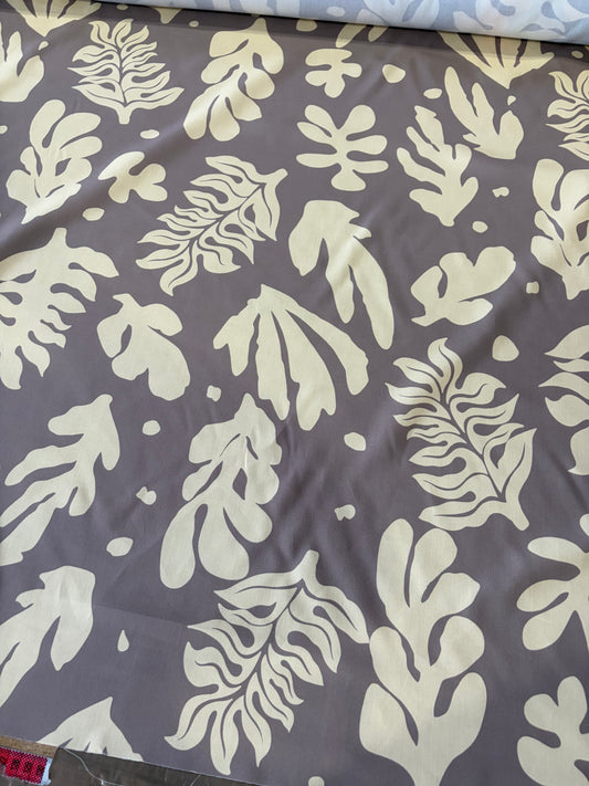 KRUSTY 037 camel/grey leaves viscose print