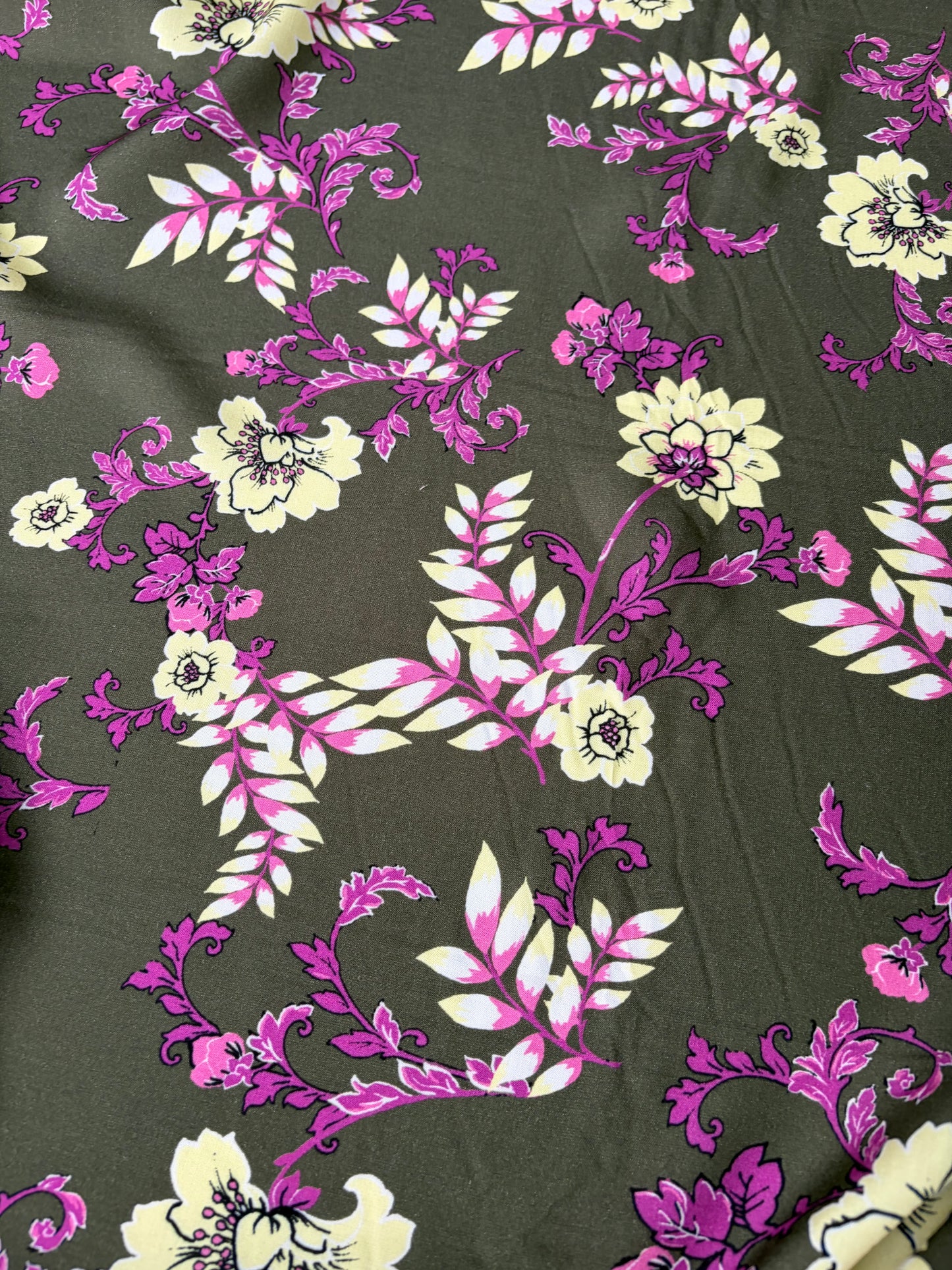 BOB 019 viscose  fibrane khaky/pink flowers