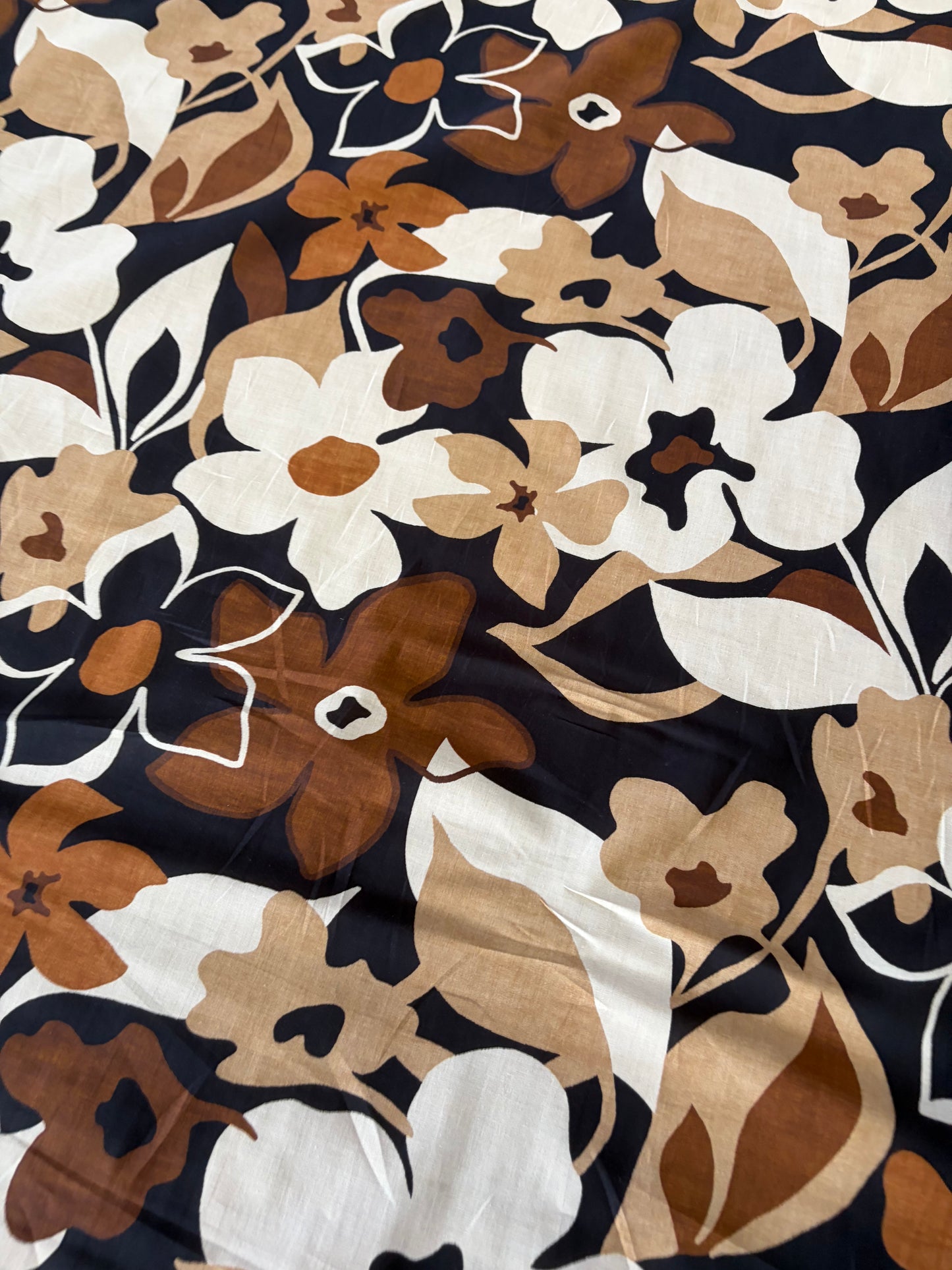 KRUSTY 038 brown/sand floral cotton voile print
