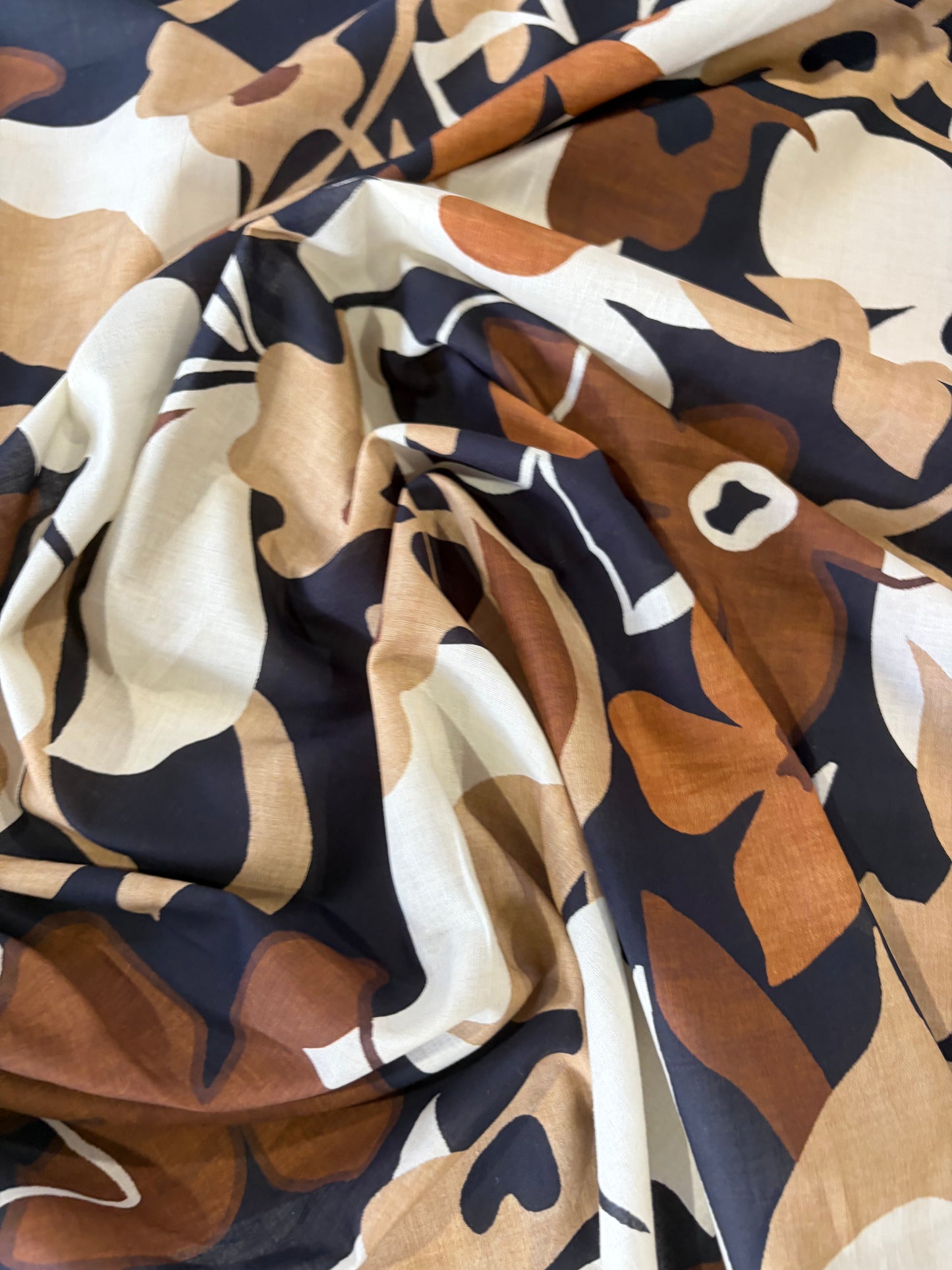 KRUSTY 038 brown/sand floral cotton voile print