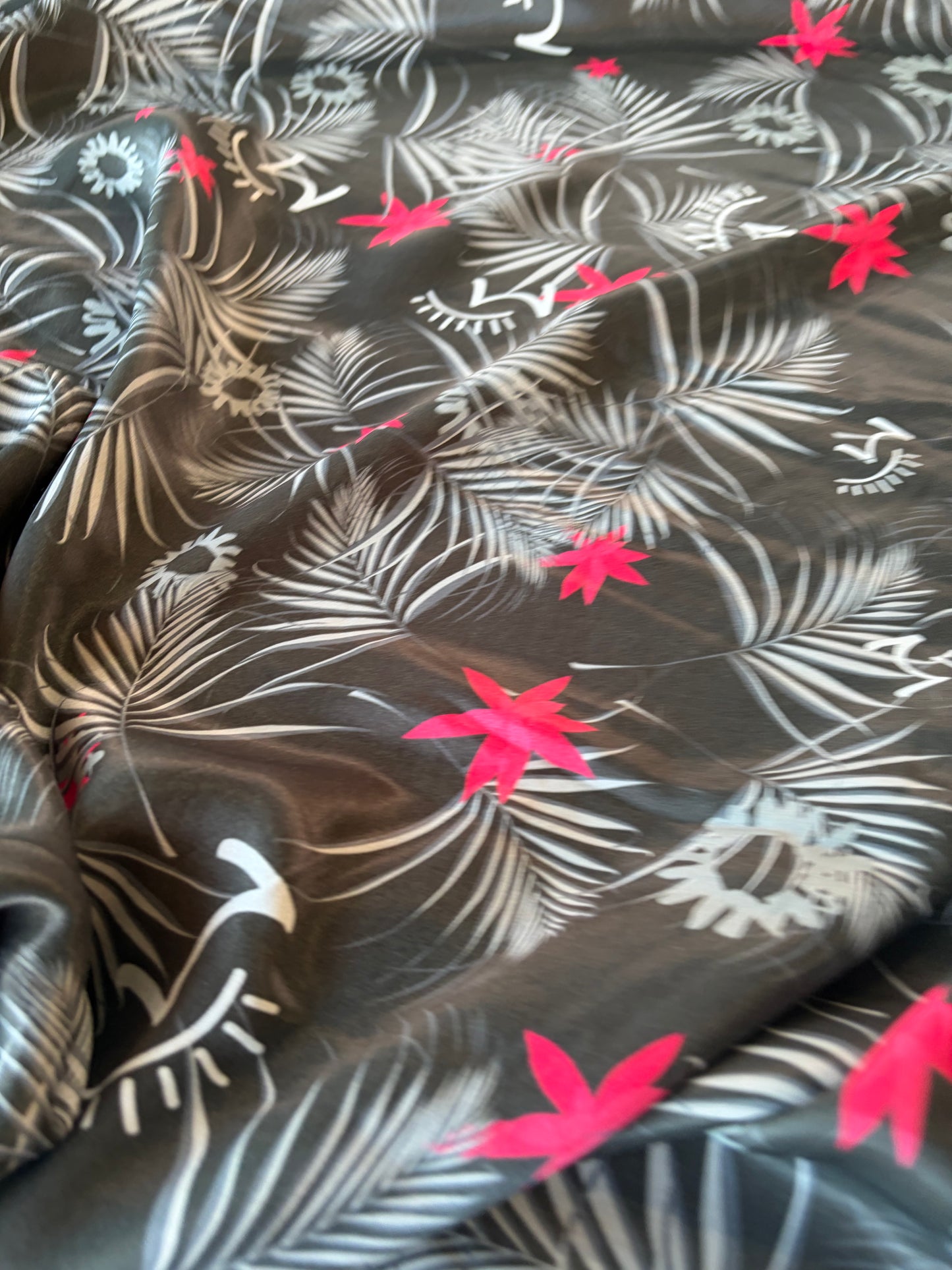BOB 024 viscose satin flowerprint