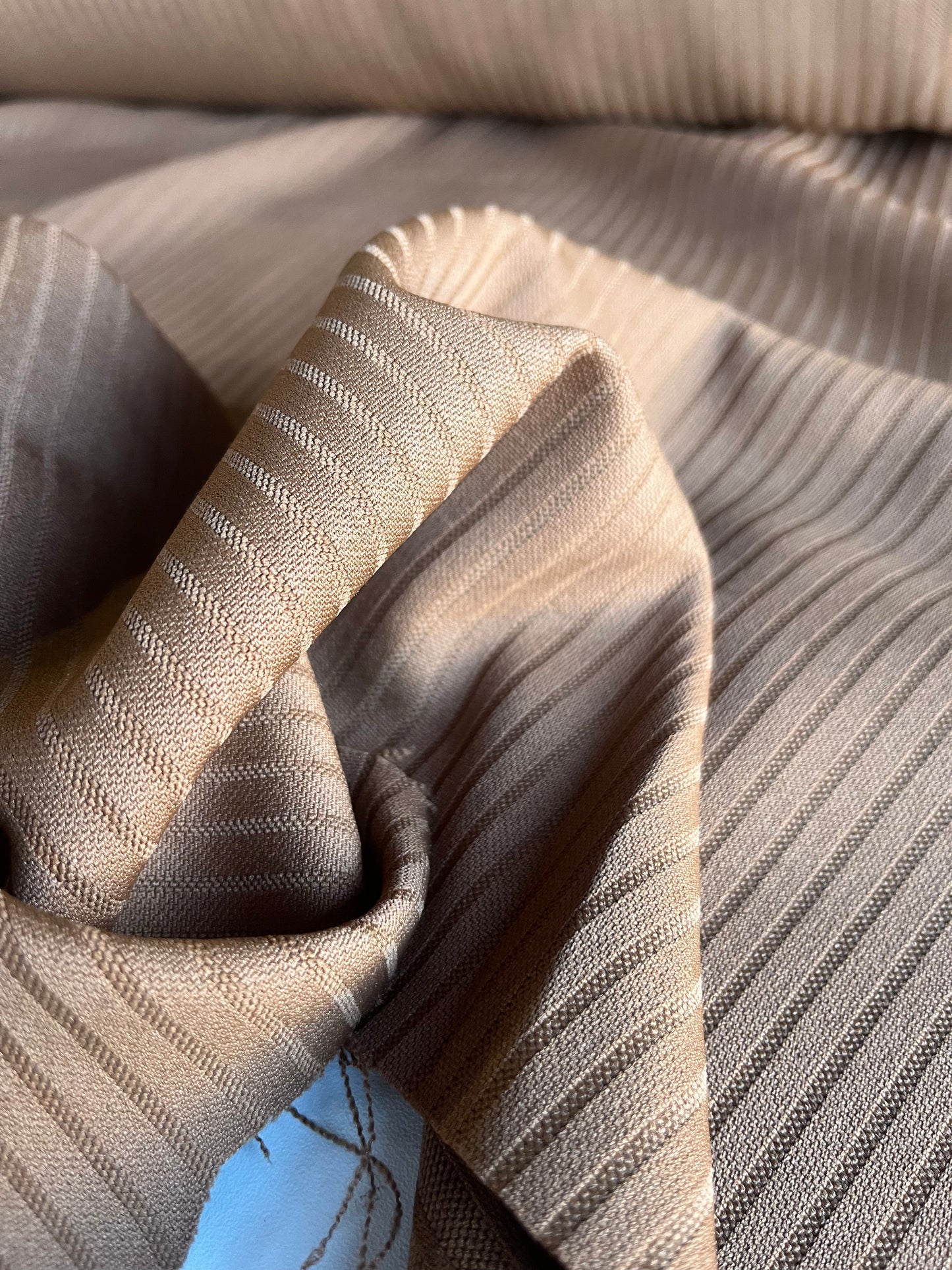 KAREN 012 brown rib poly viscose