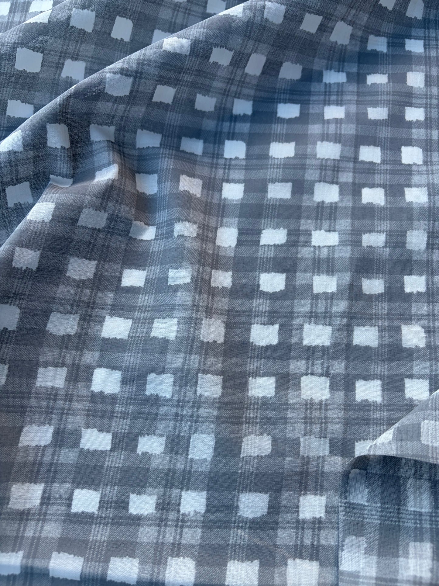 BURNS 003 grey checkered cotton voile print