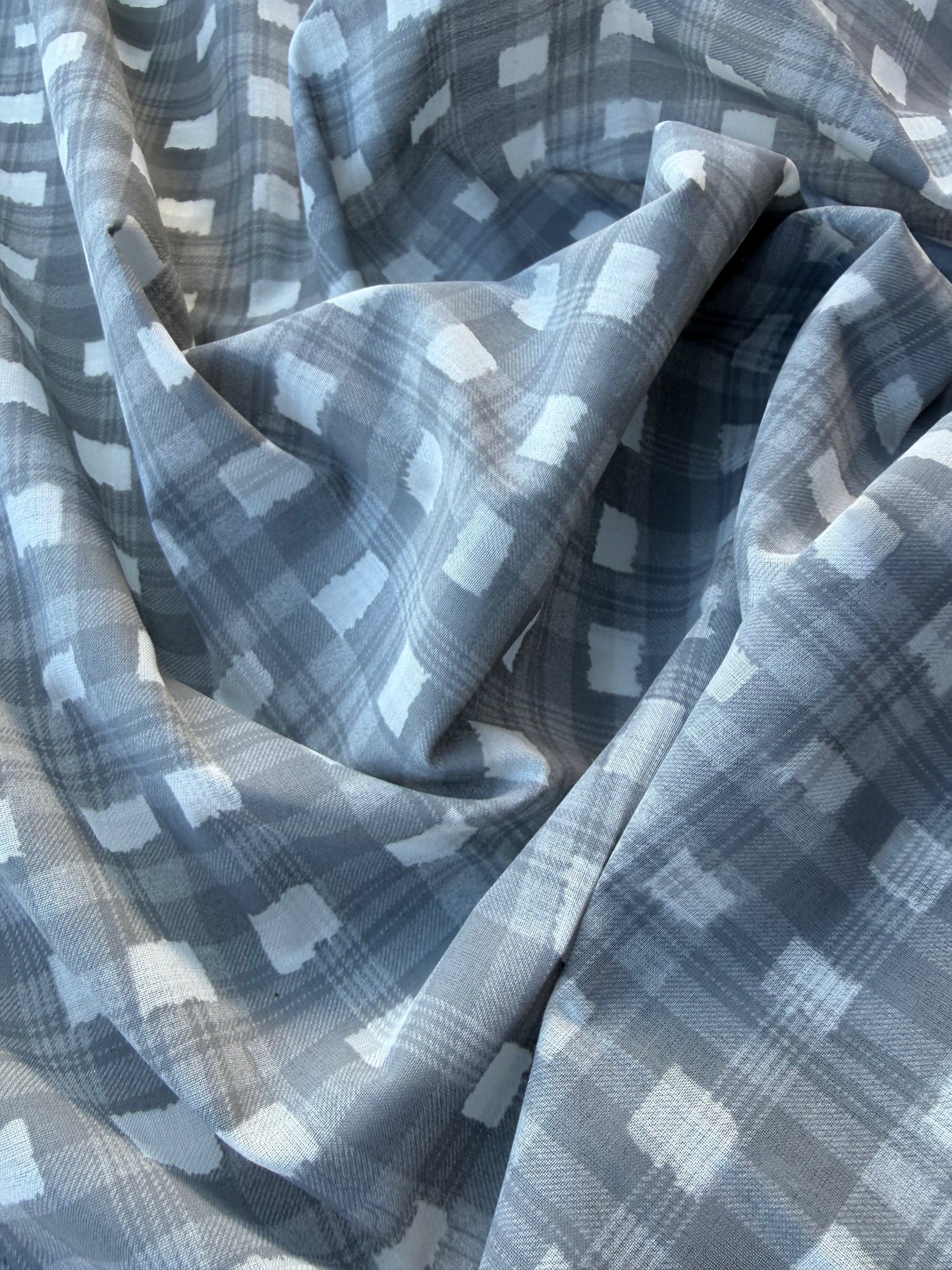 BURNS 003 grey checkered cotton voile print