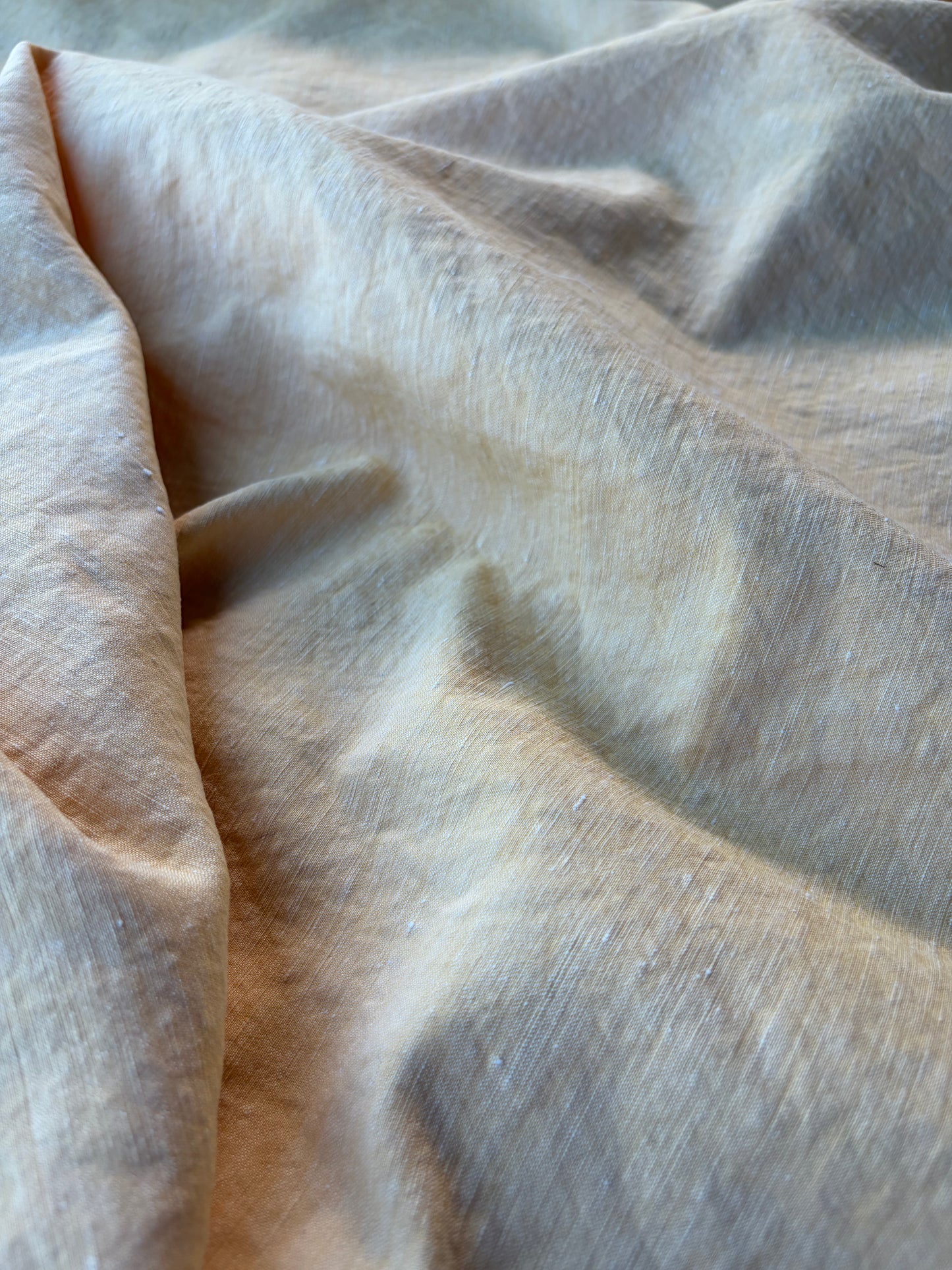 BURNS 007 soft yellow washed linen