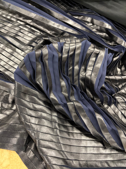 TASHA 029 black/navy pleated fake leather