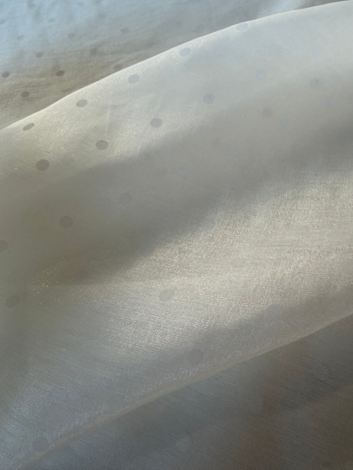 PC BOB 030 viscose light voile with dots