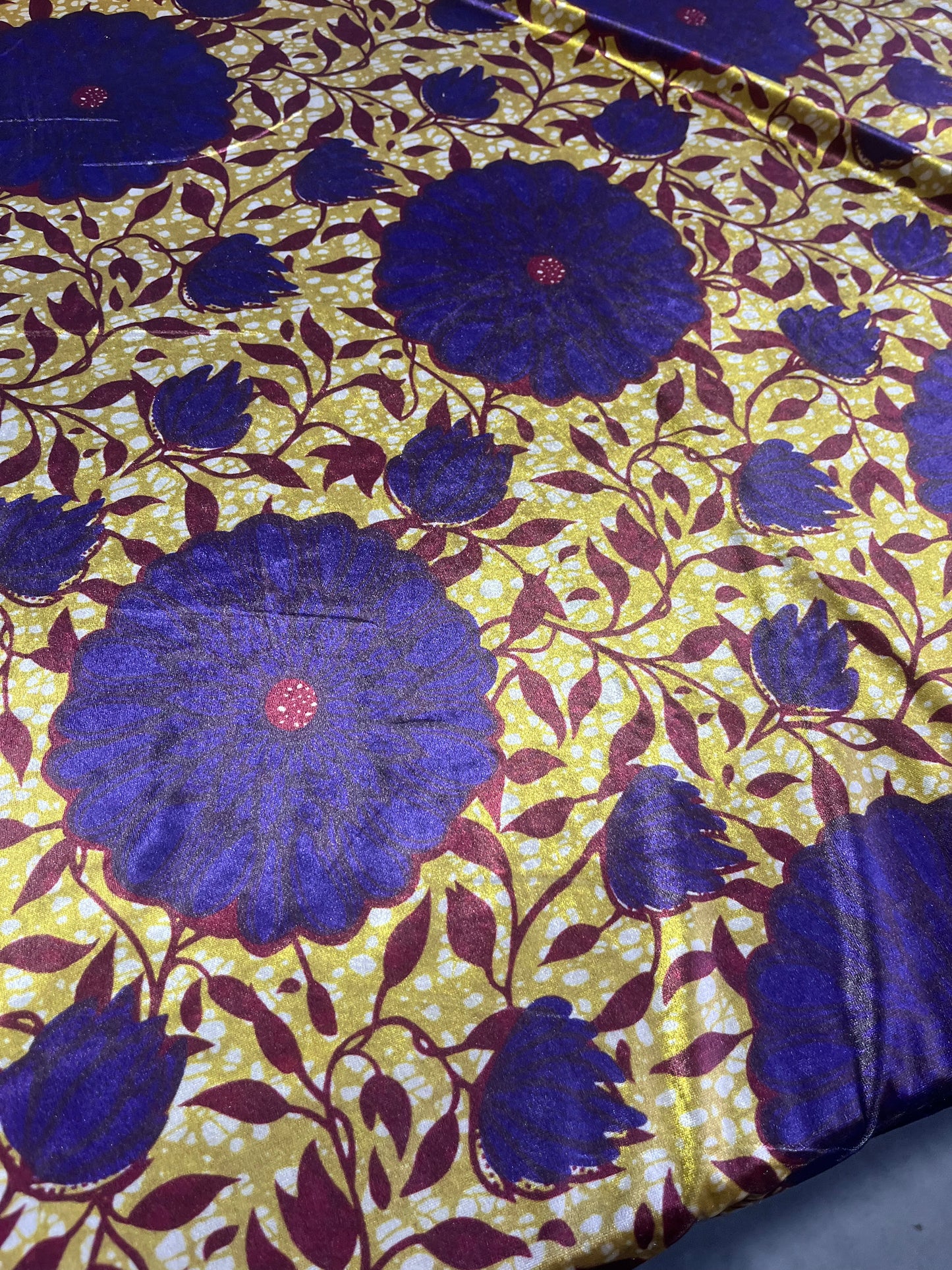 LC JUST 1126 stretch velvet with flowers