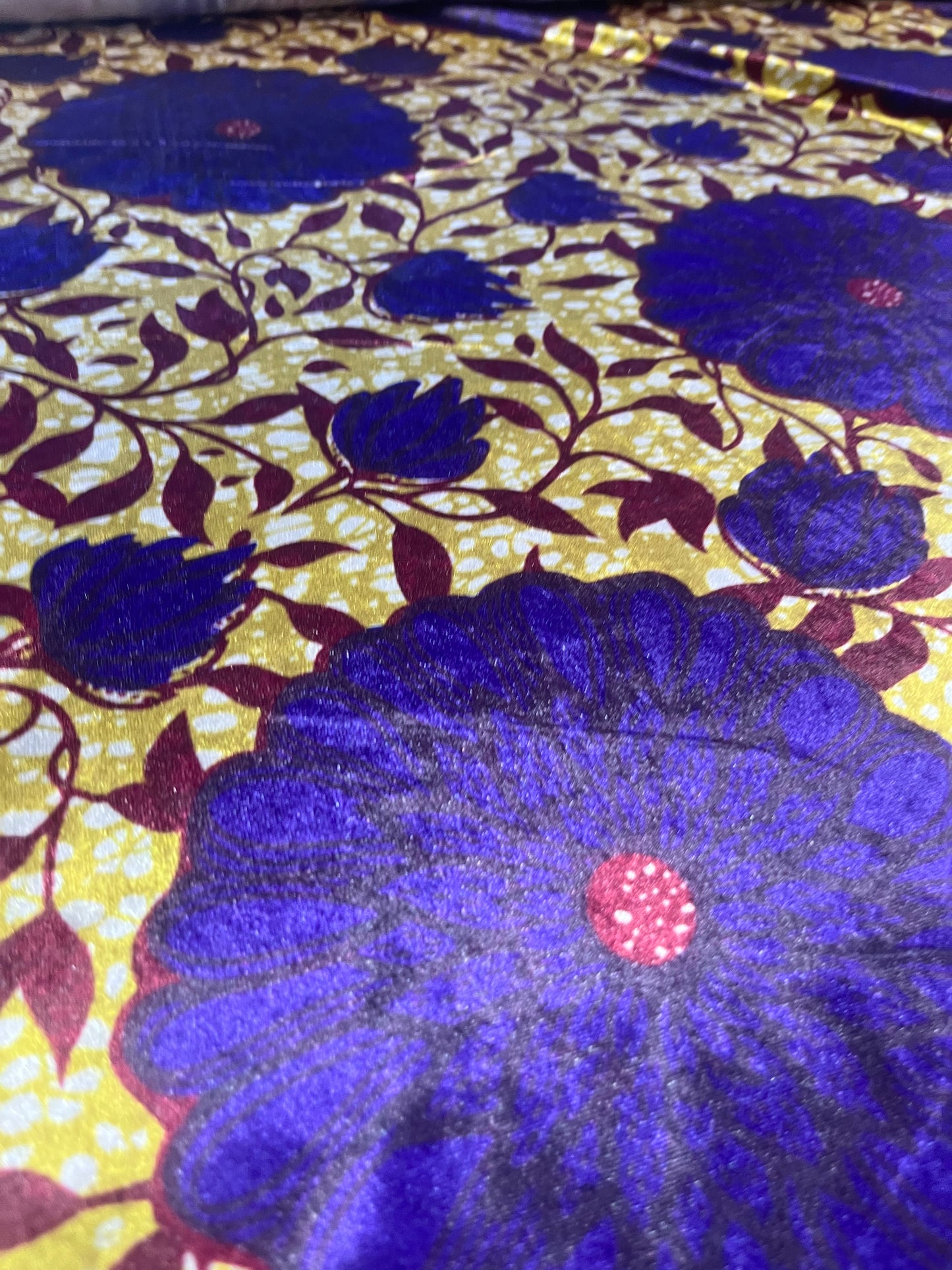 LC JUST 1126 stretch velvet with flowers