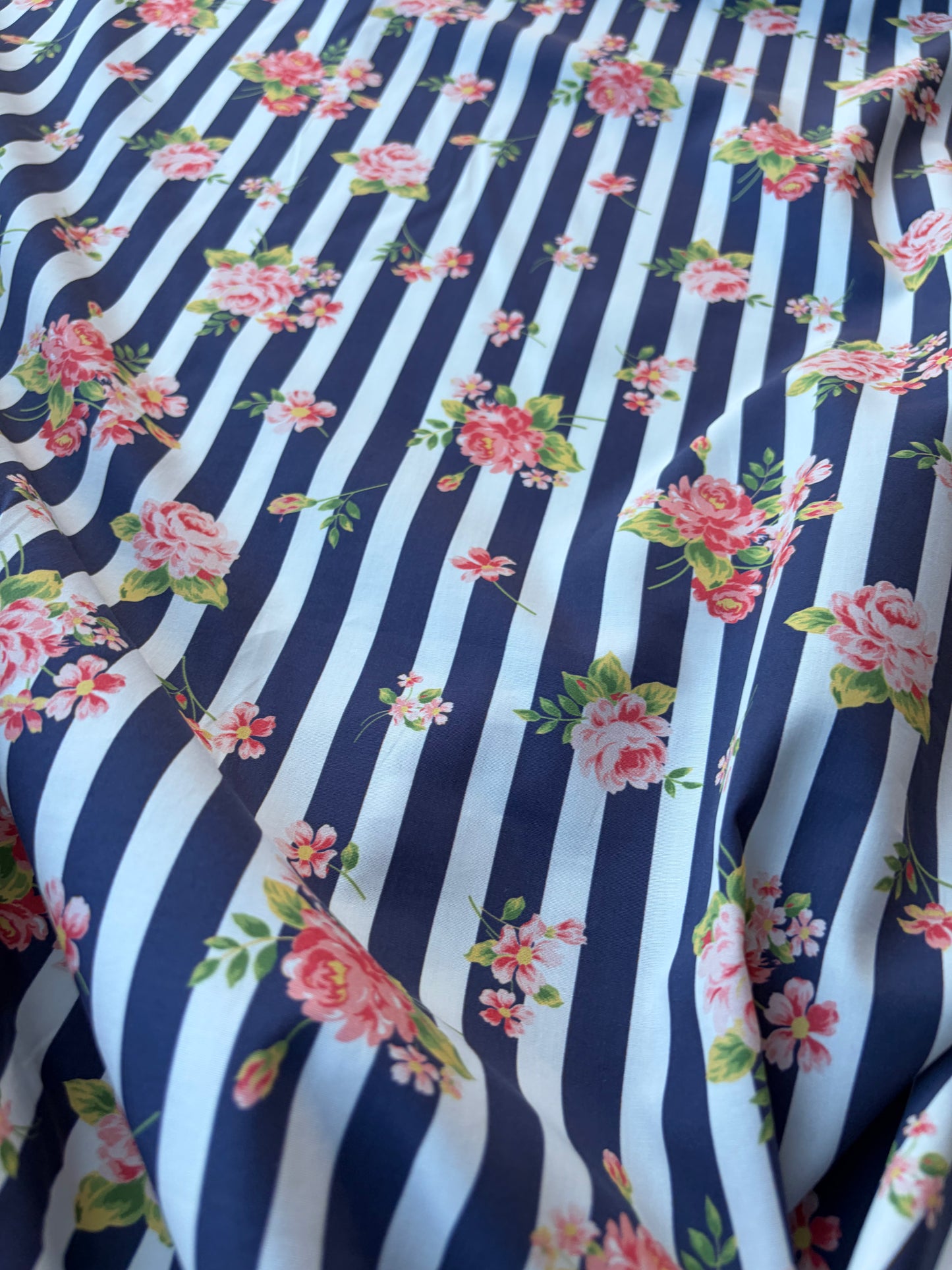 BURNS 011 navy/white striped floral cotton print