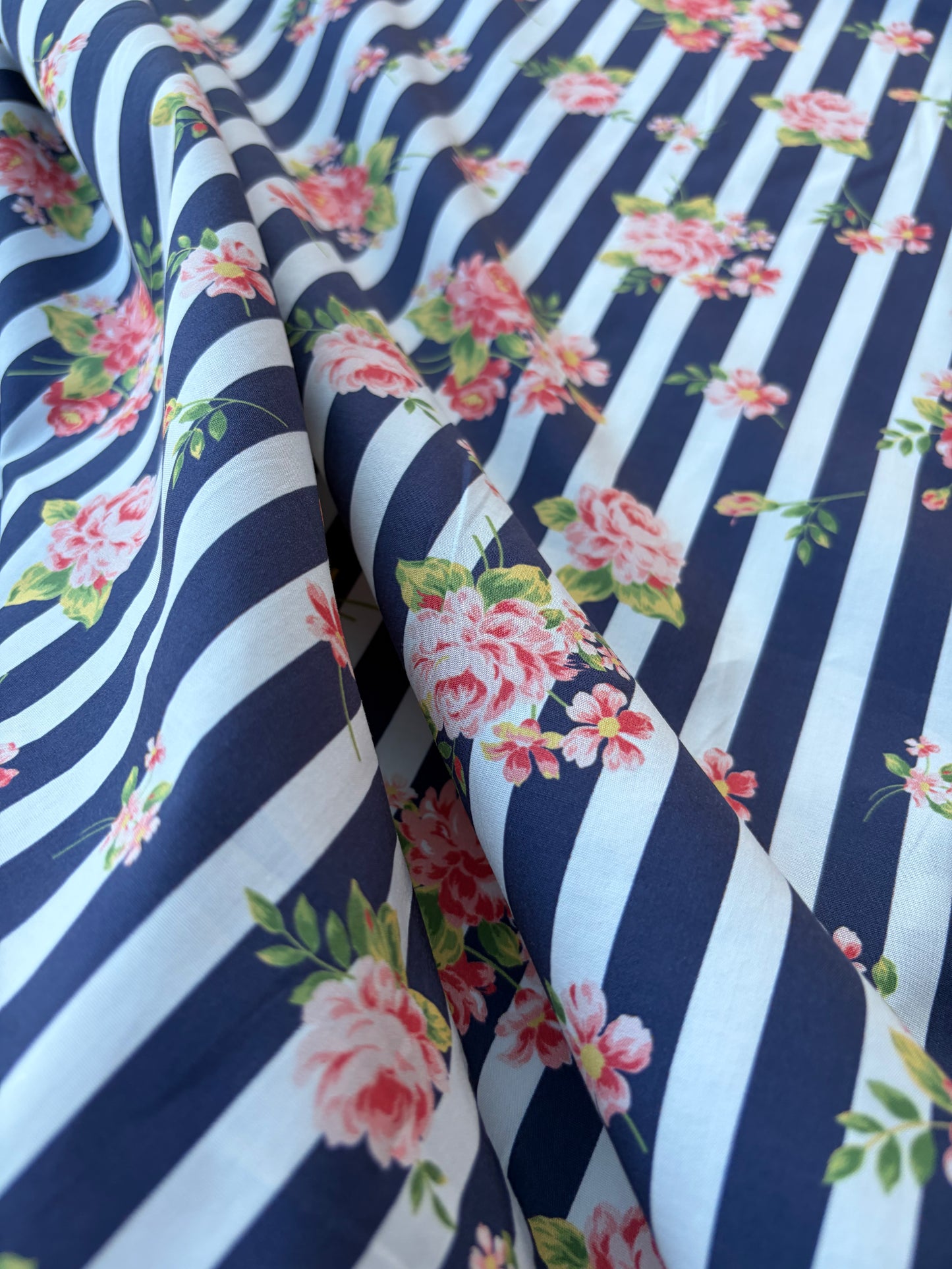 BURNS 011 navy/white striped floral cotton print