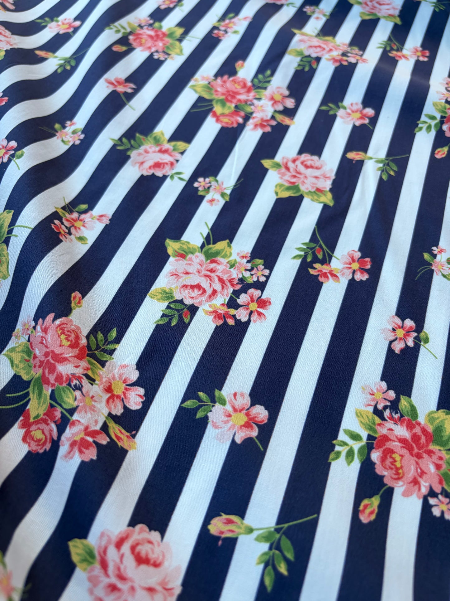 BURNS 011 navy/white striped floral cotton print