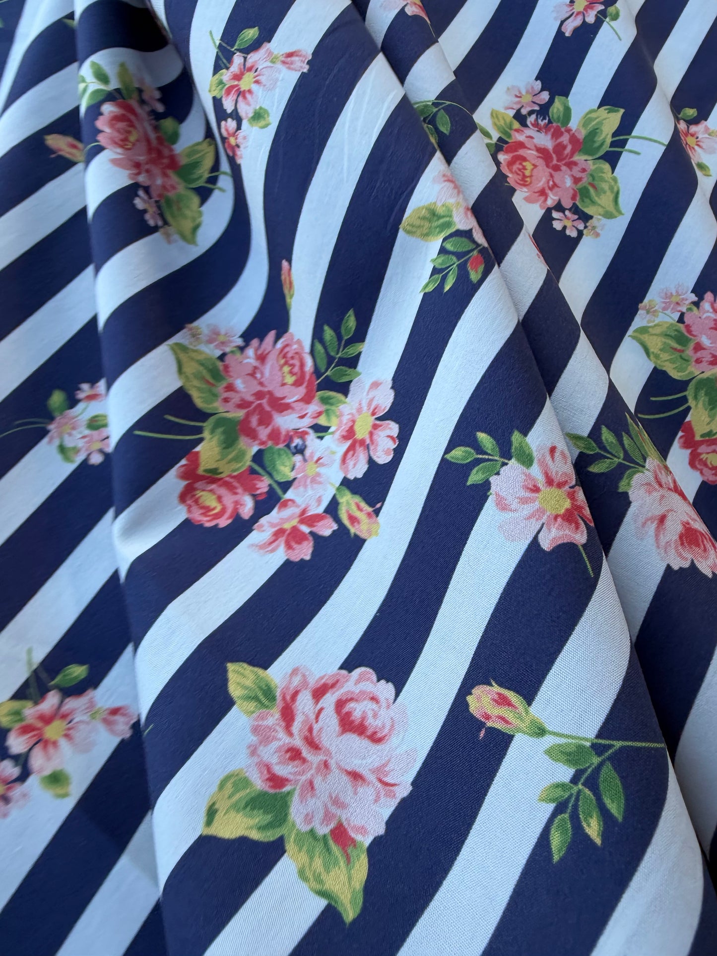 BURNS 011 navy/white striped floral cotton print