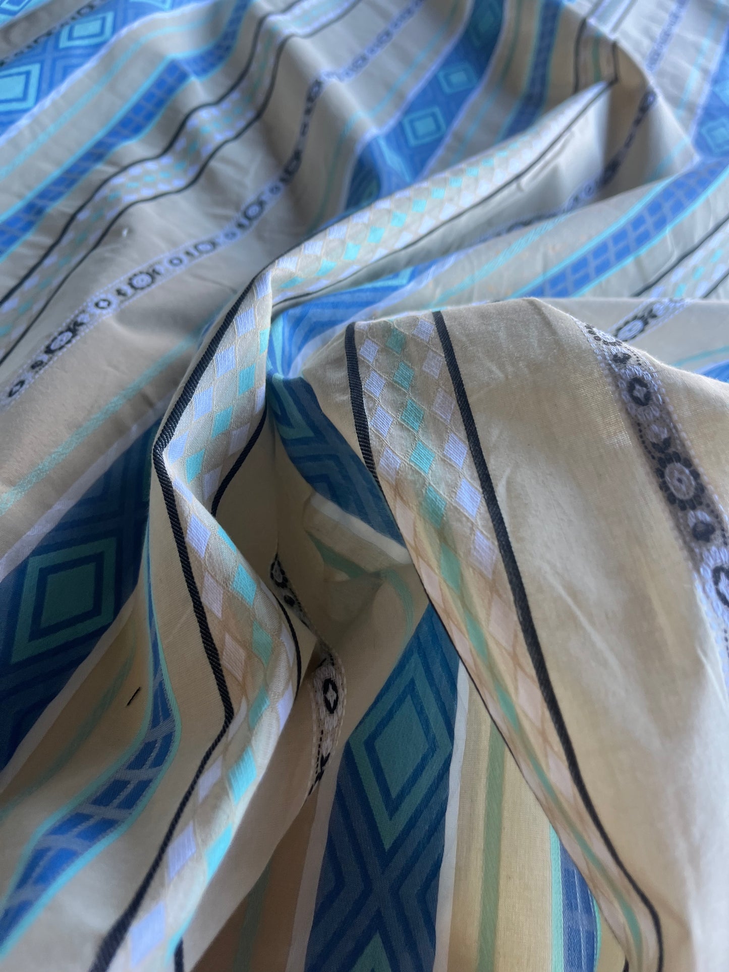 KAREN 022 jacquard with ethnical stripes sand/indigo/aqua