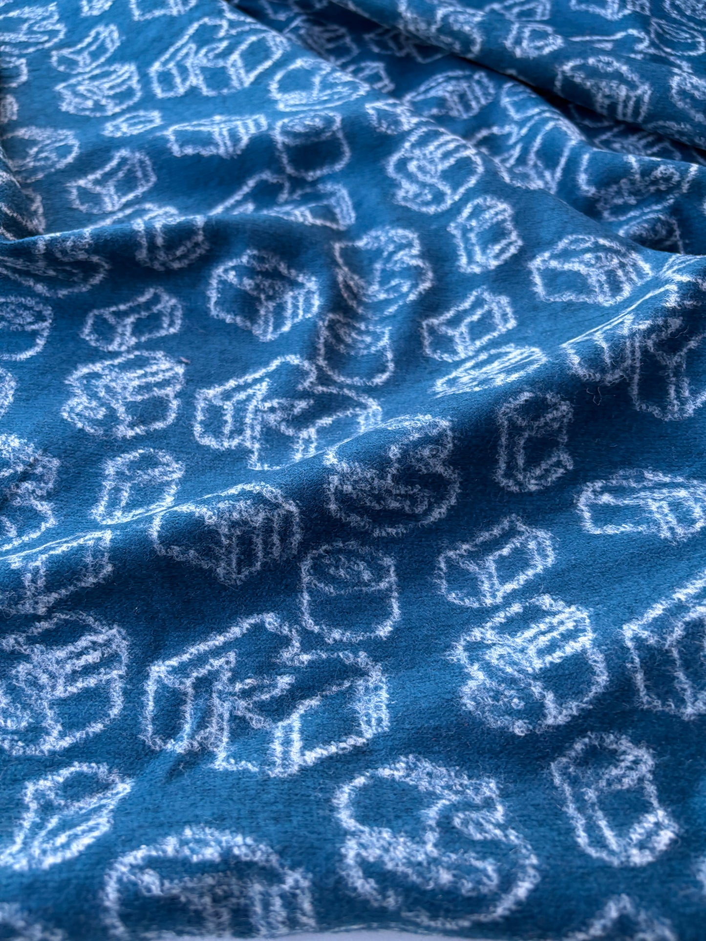 BURNS 015 petrol conversational design heavy wool jersey