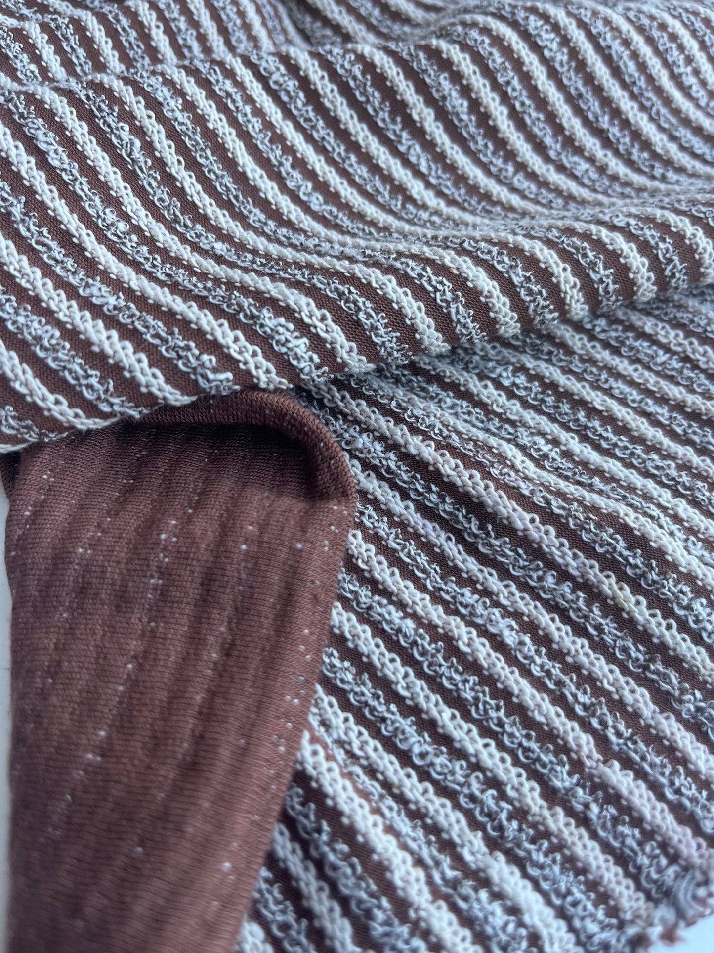 CLAIRE 001 jersey stripes brown/off-white