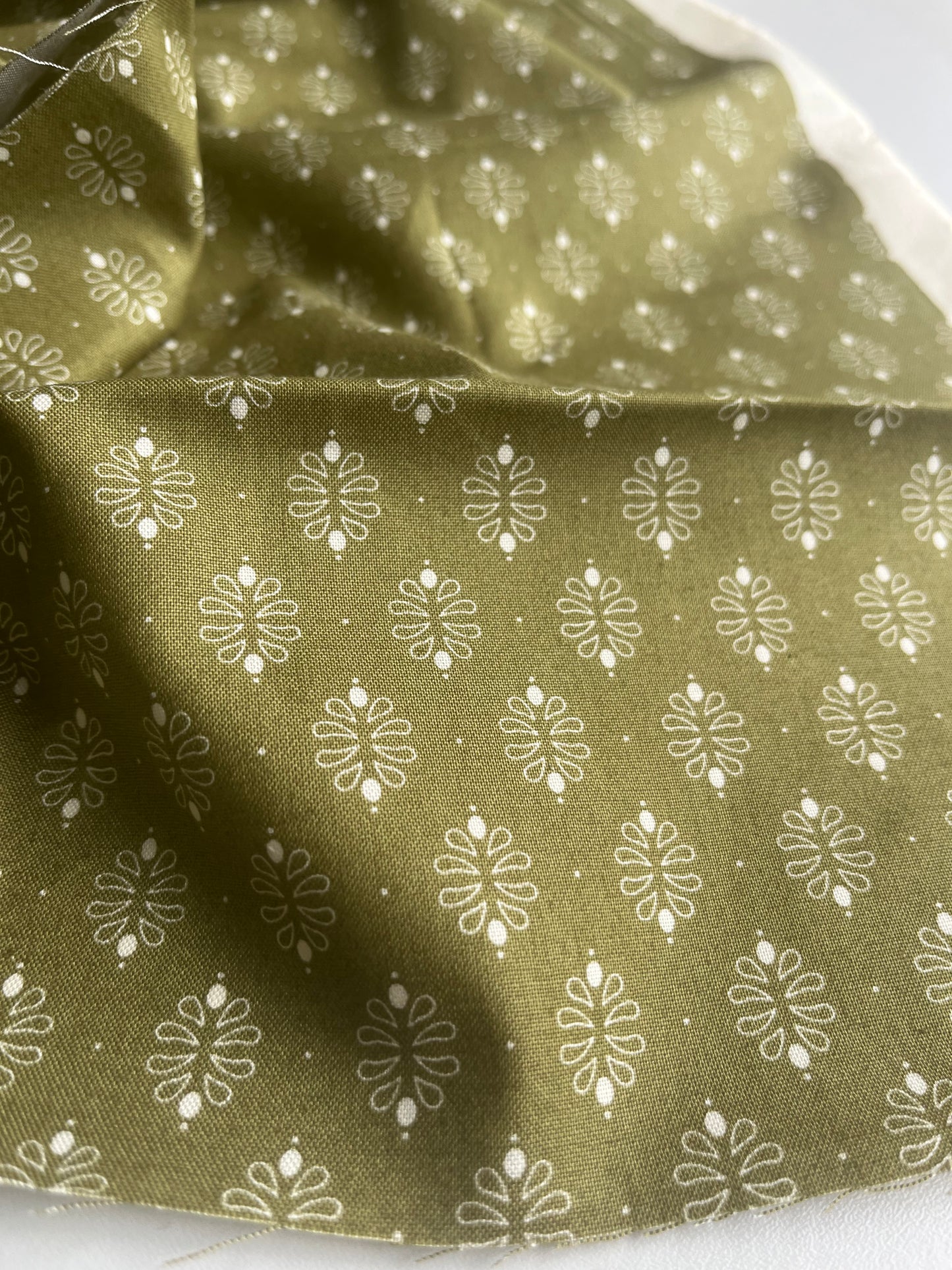 MAHARADJA 006 Indian cotton damast moss green