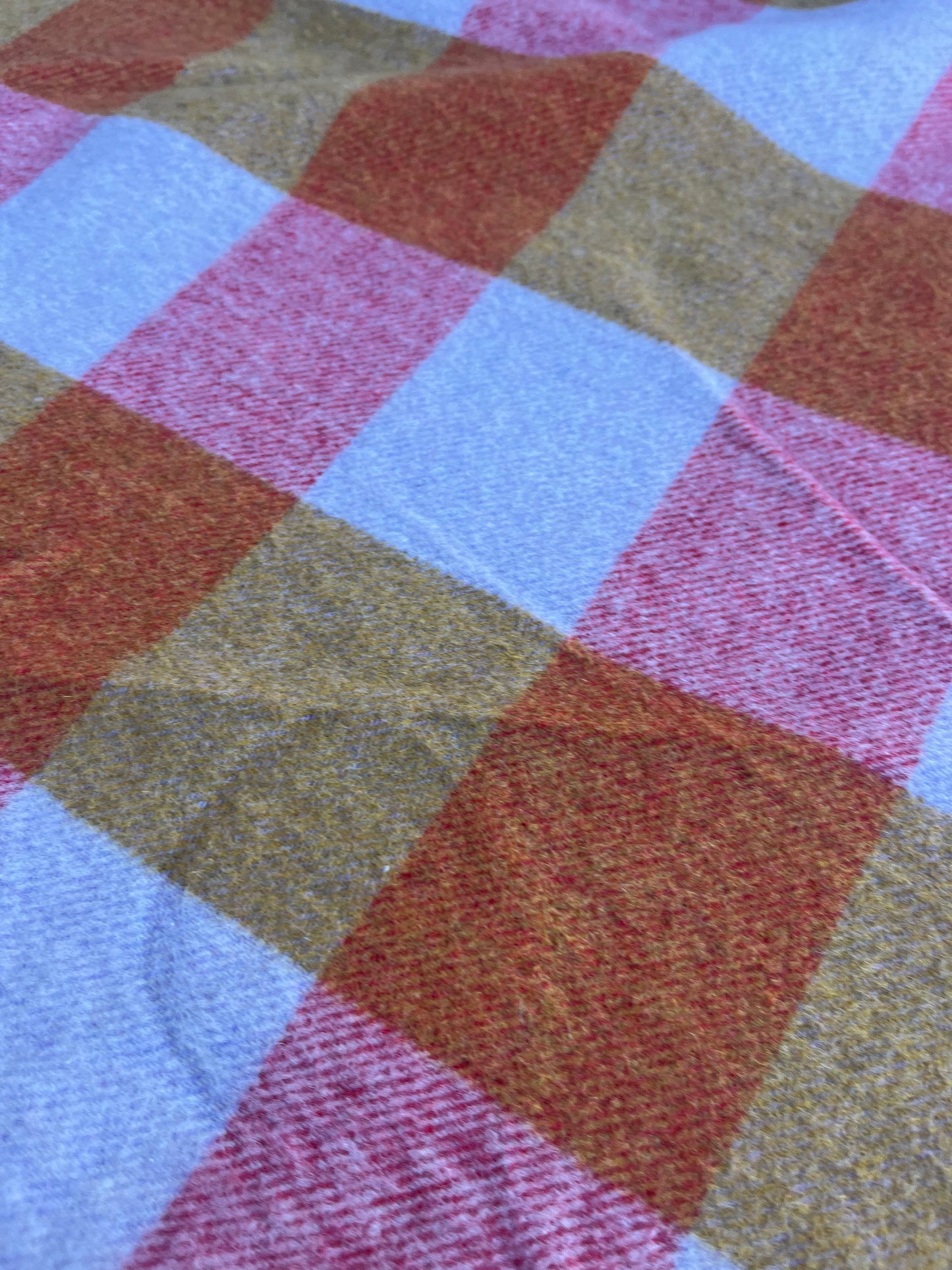 CLAIRE 005 heavy wool check