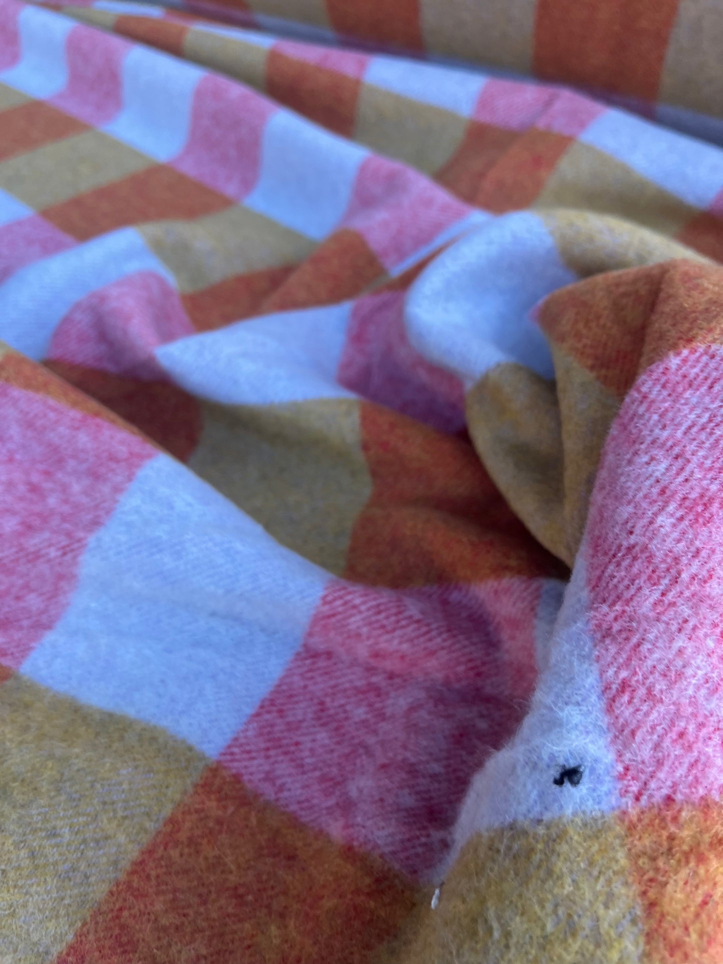 CLAIRE 005 heavy wool check