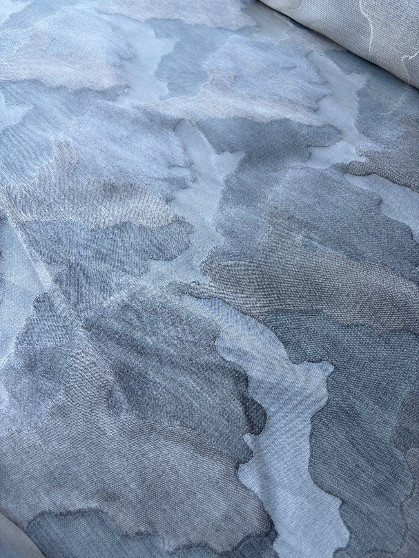 BURNS 024 natural colour linen jacquard