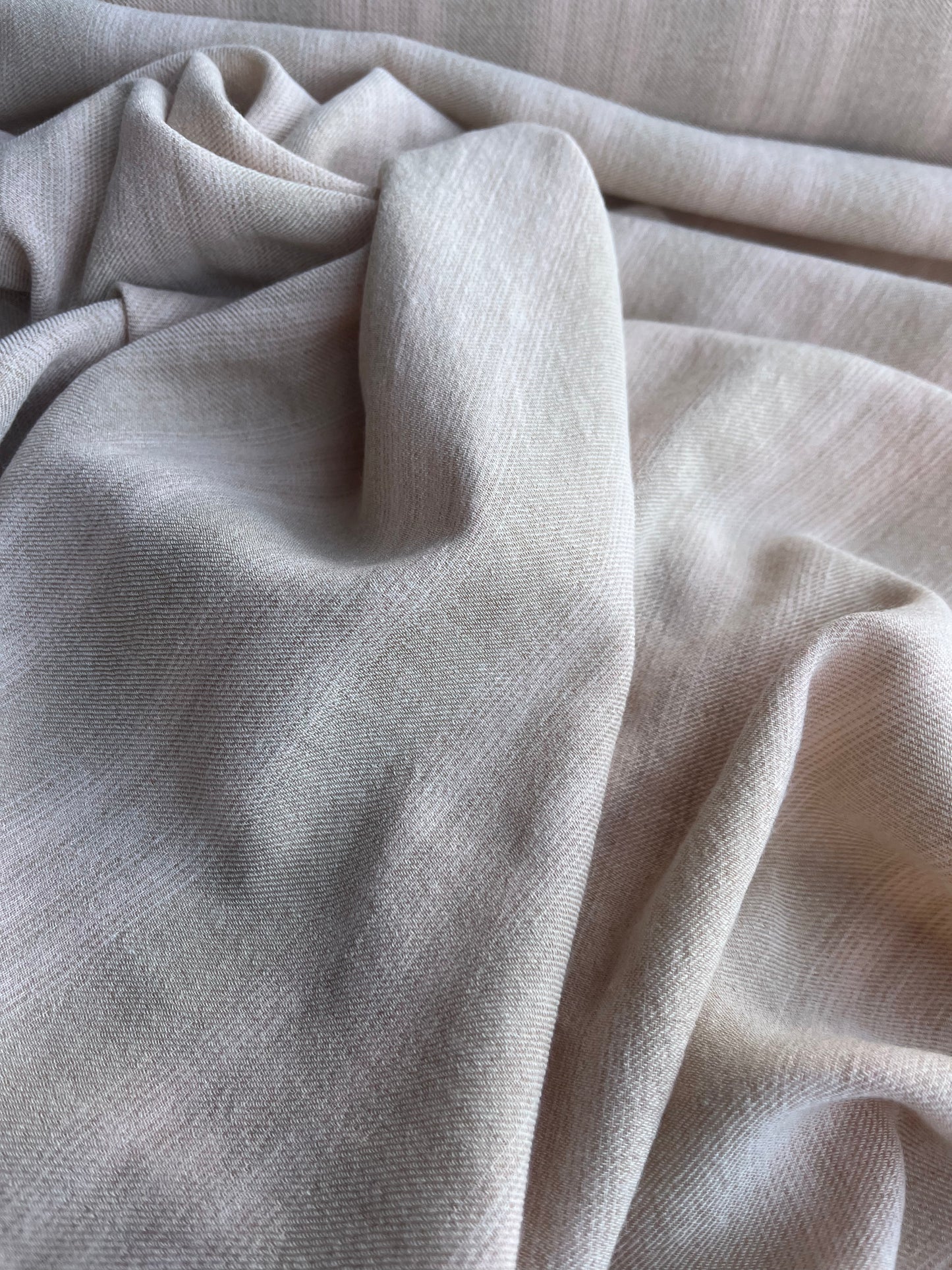 CLAIRE 015 delicate wool stretch