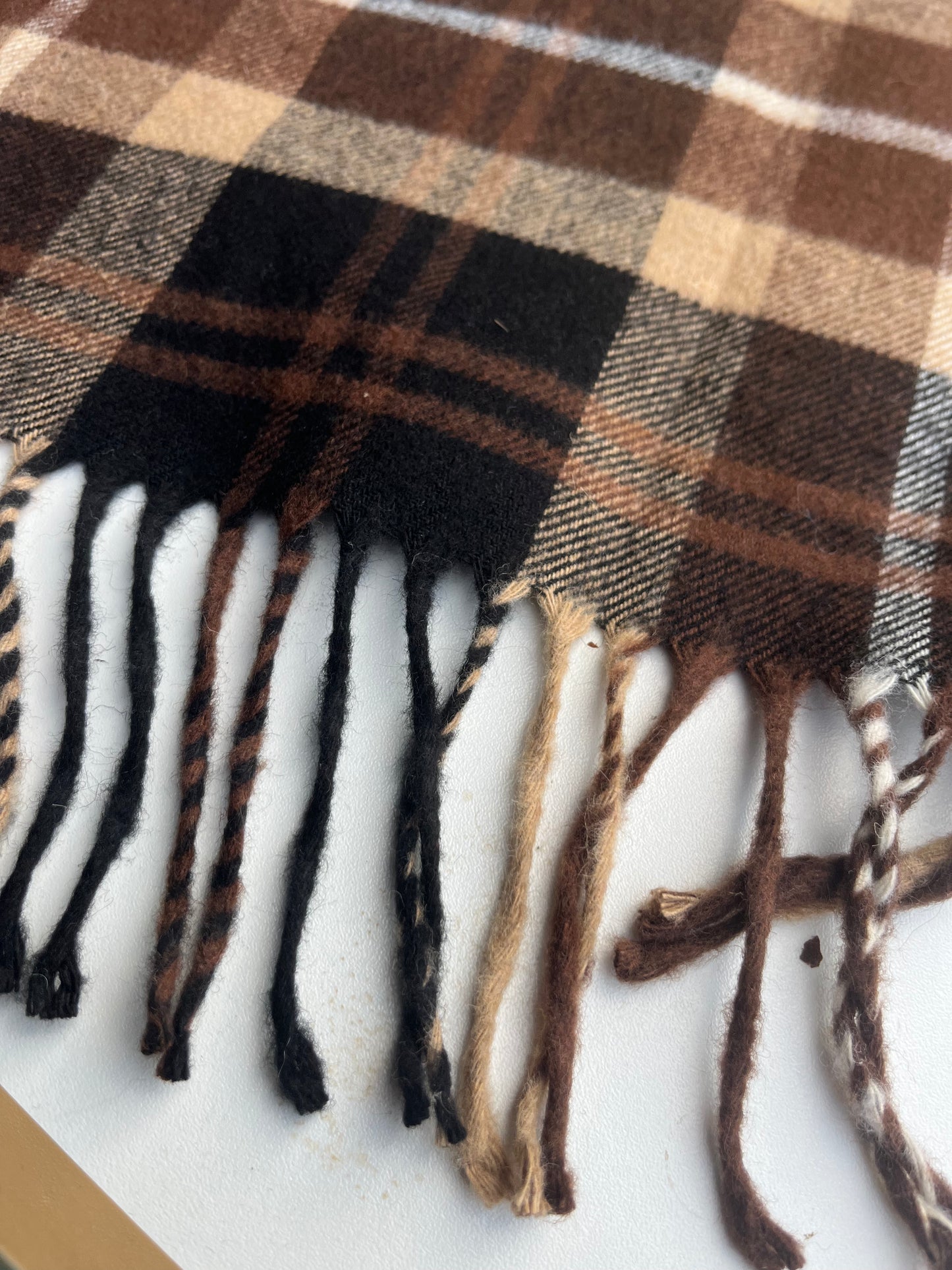 CLAIRE 019 heavy wool checks with fringes