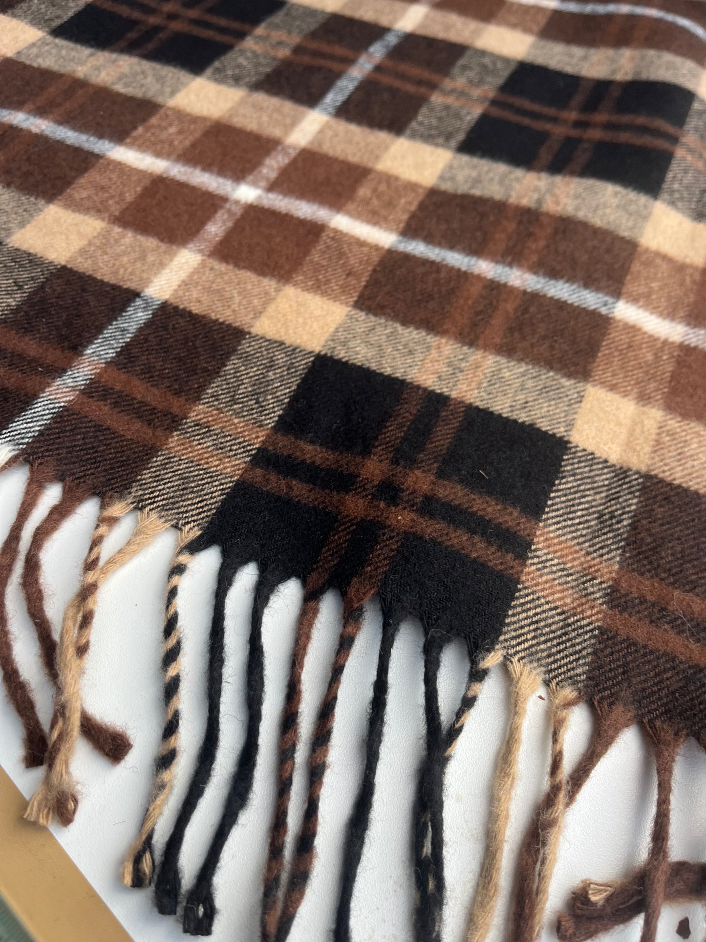 CLAIRE 019 heavy wool checks with fringes