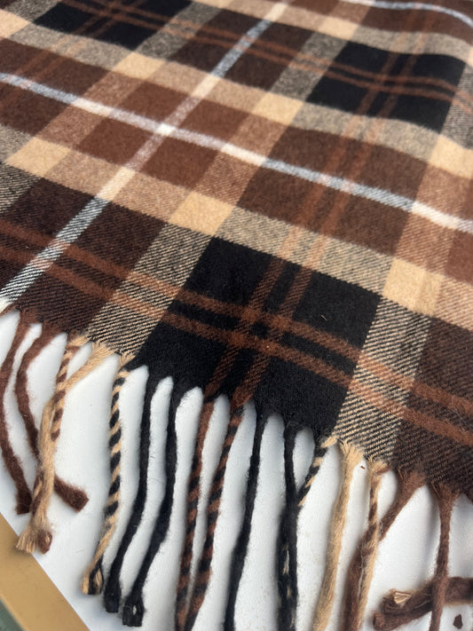 CLAIRE 019 heavy wool checks with fringes