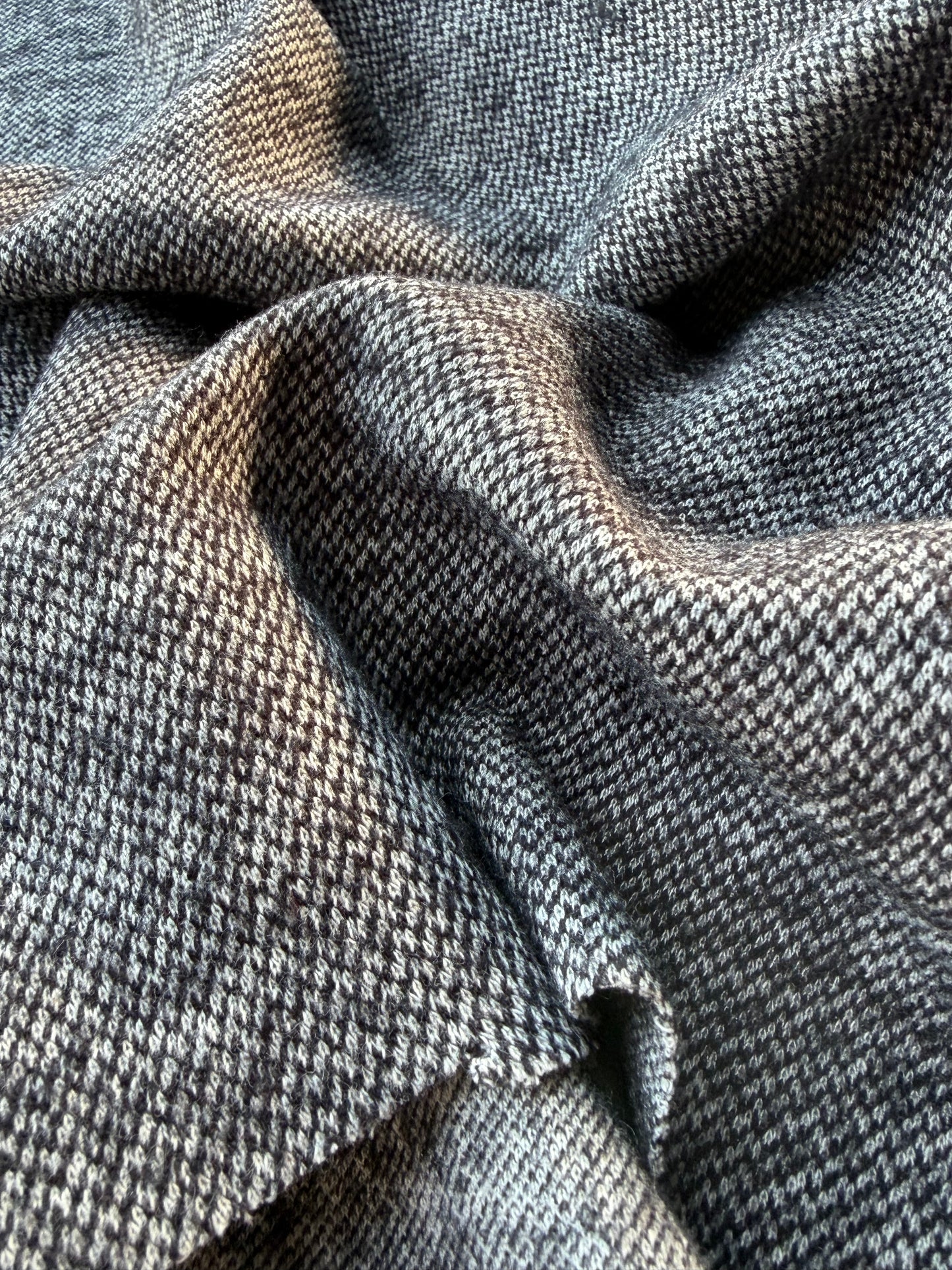 BURNS 033 grey mélange heavy wool jersey