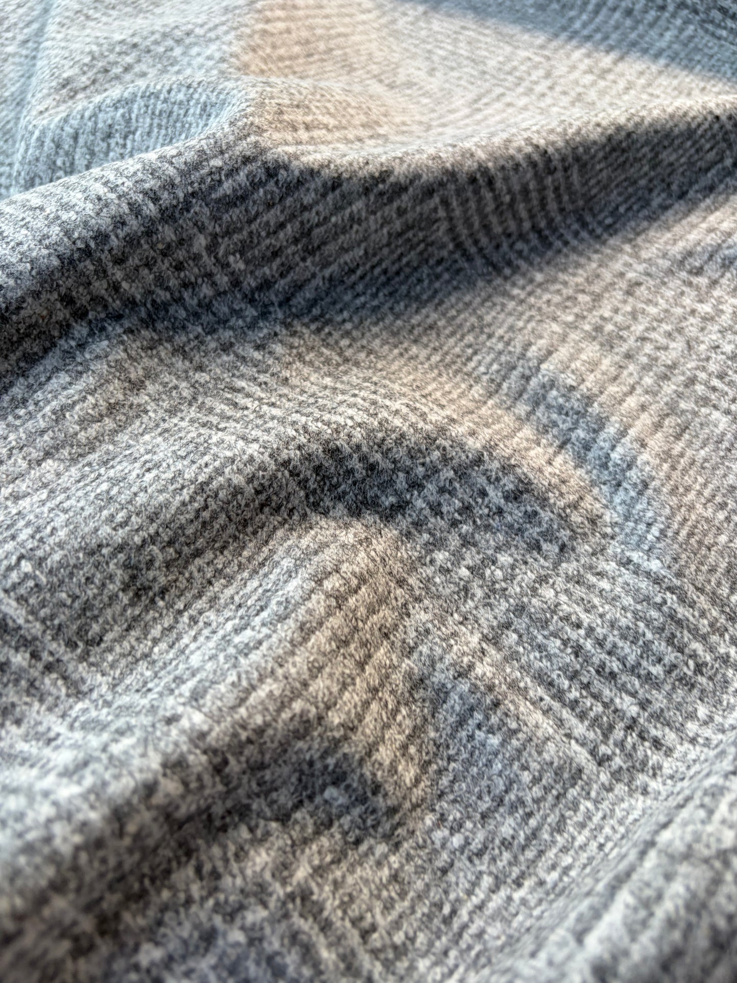 BURNS 035 Prince of Wales grey mélange heavy wool jersey