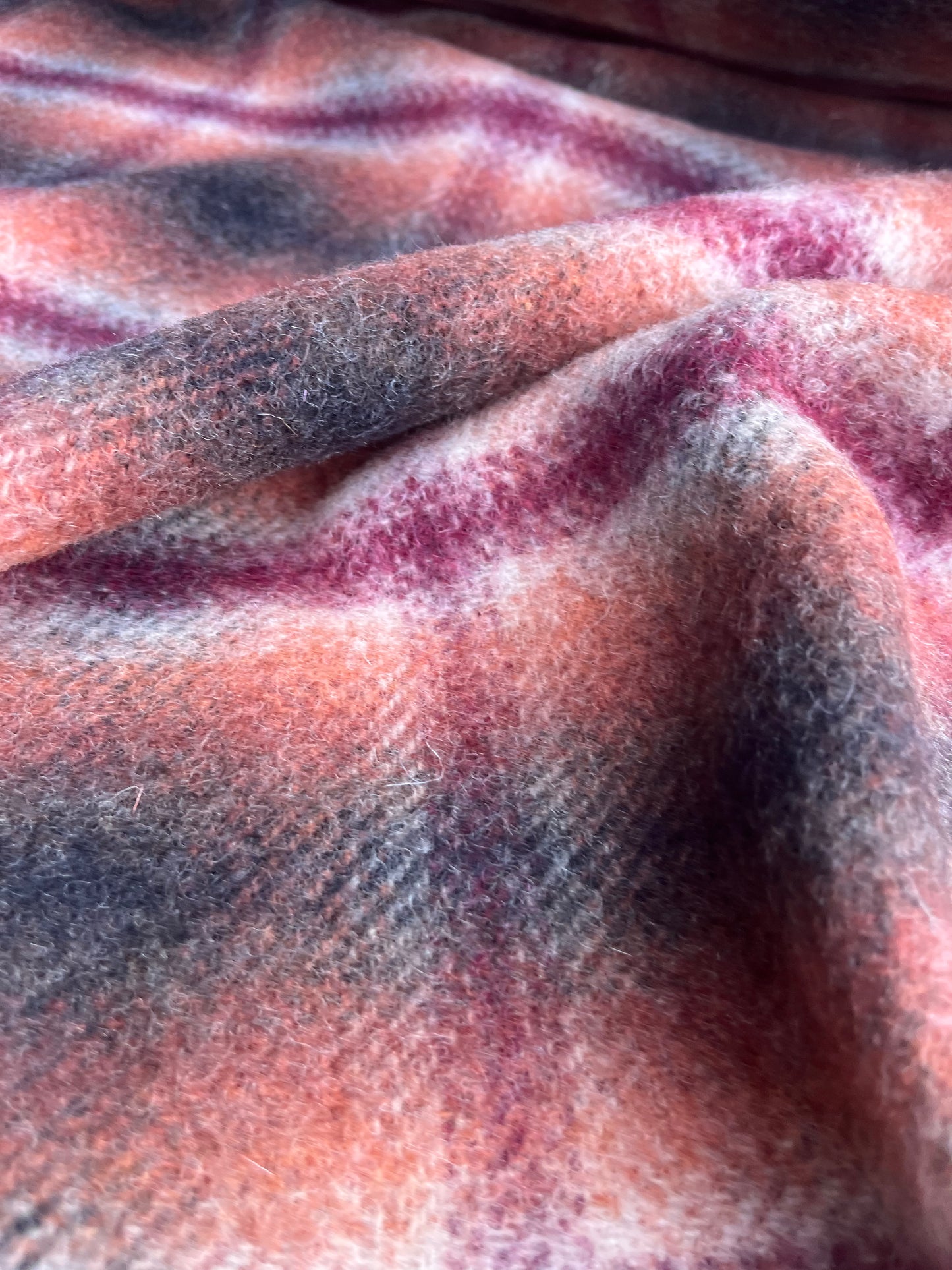 CLAIRE 025 heavy wool check