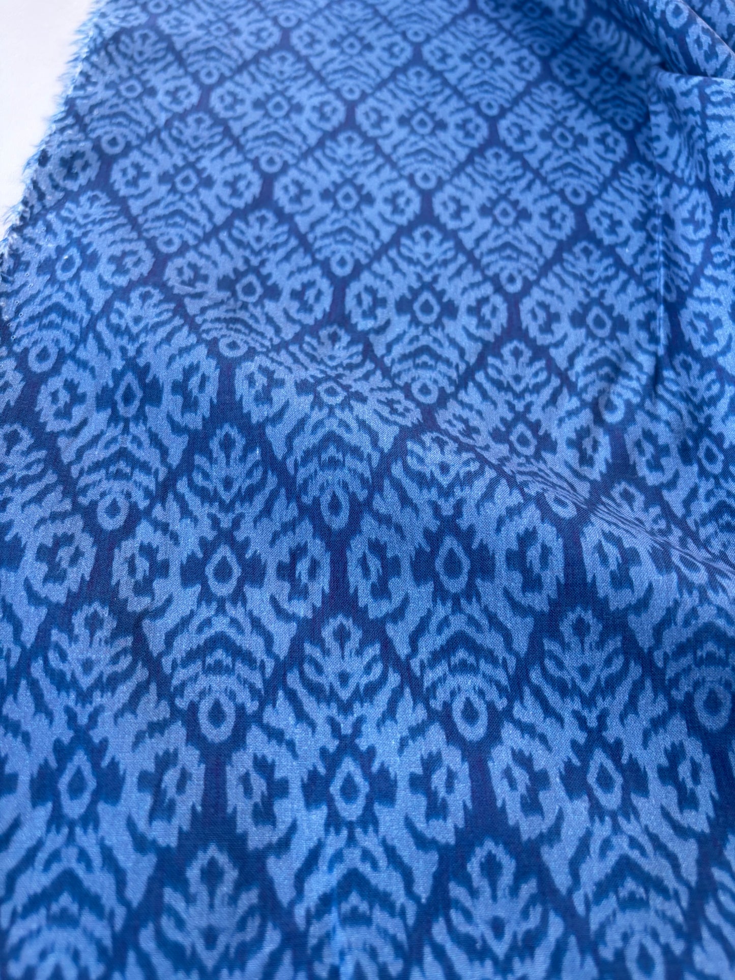BURNS 037 ikat blue cotton voile