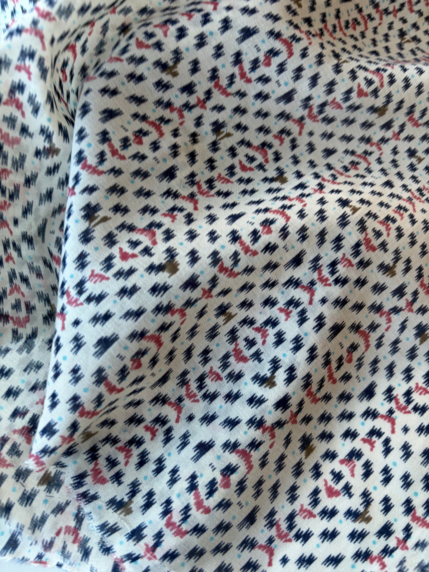 MARLON 012 cotton voile small navy/pink design