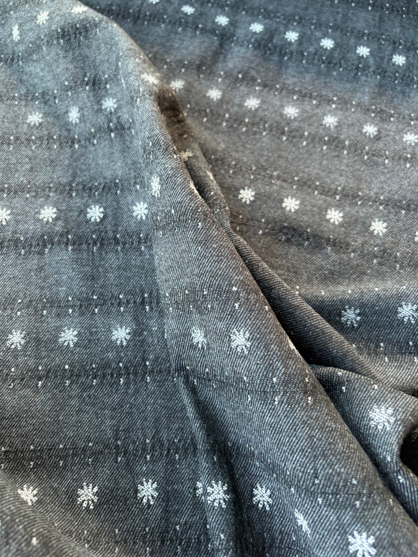 BURNS 039 wool twill with embroidery