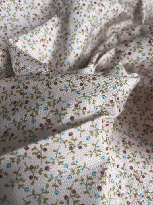 MAHARADJA 031 Indian cotton floral abundance light taupe