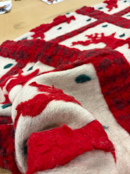 FANNY 031 heavy wool plaid applicated raindeers