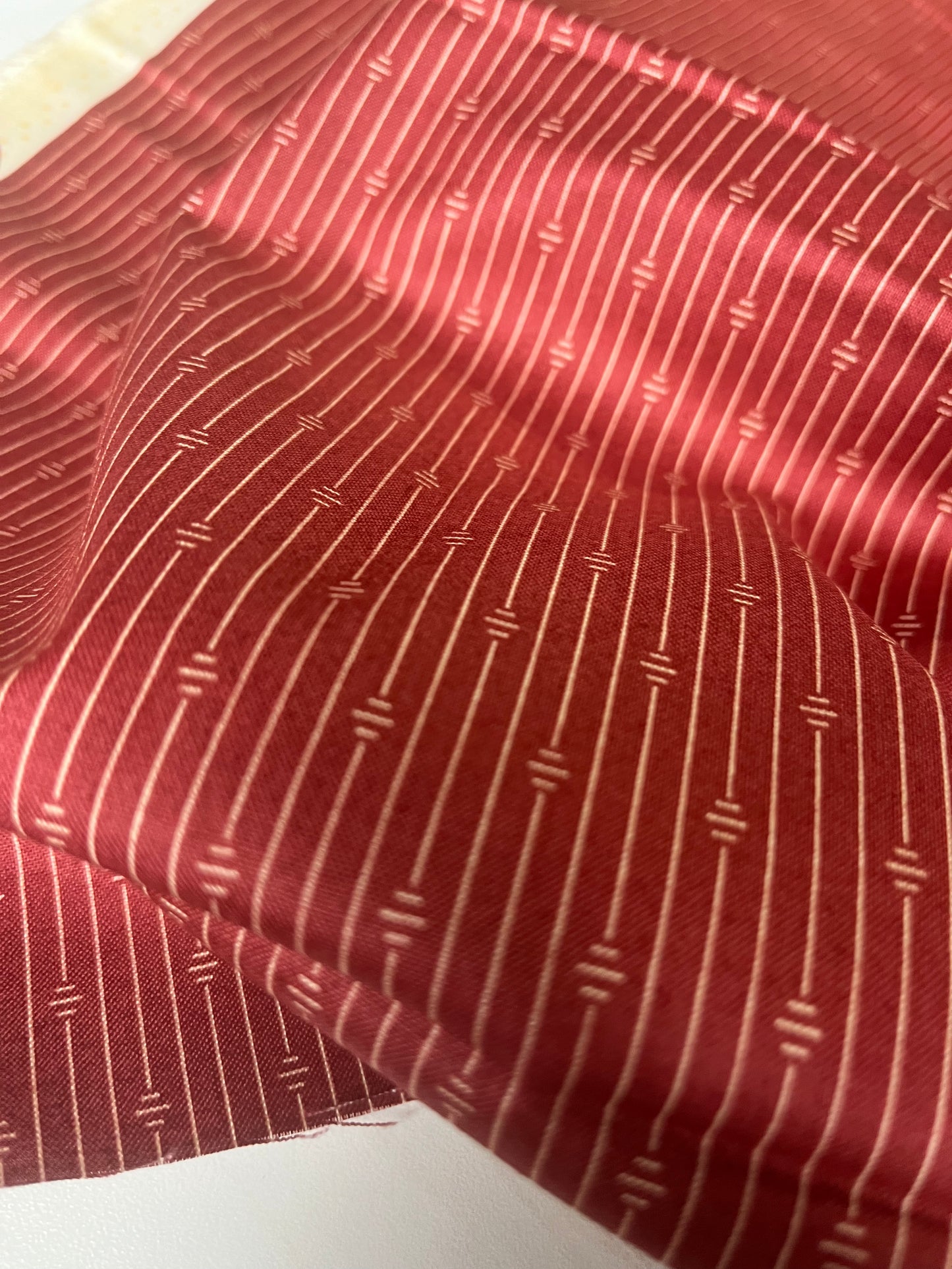 MAHARADJA 035 Indian cotton passage of time ruby red