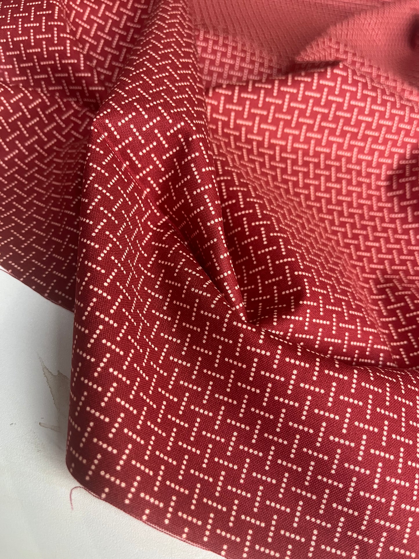 MAHARADJA 036 Indian cotton crossroads cranberry red